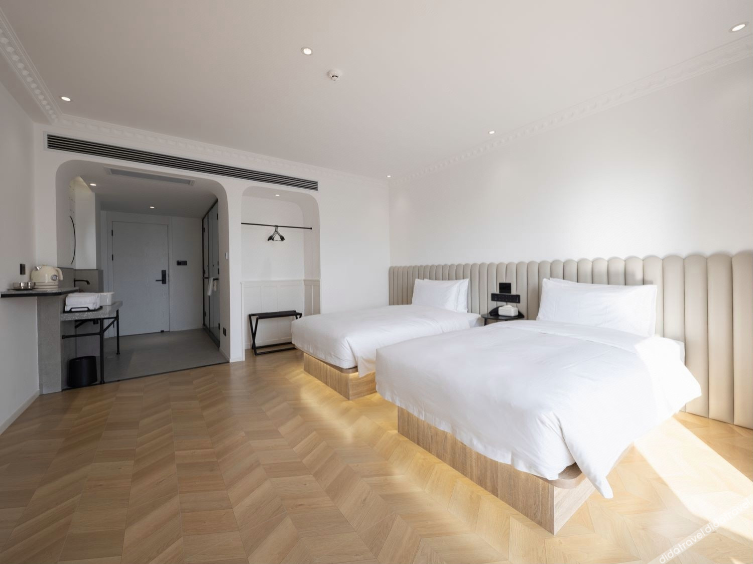 Ananas Polaris Hotel (Tongde Kunming Plaza Beichen Fortune Centre) 4*