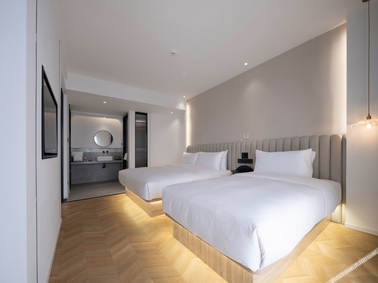 Ananas Polaris Hotel (Tongde Kunming Plaza Beichen Fortune Centre) 4*