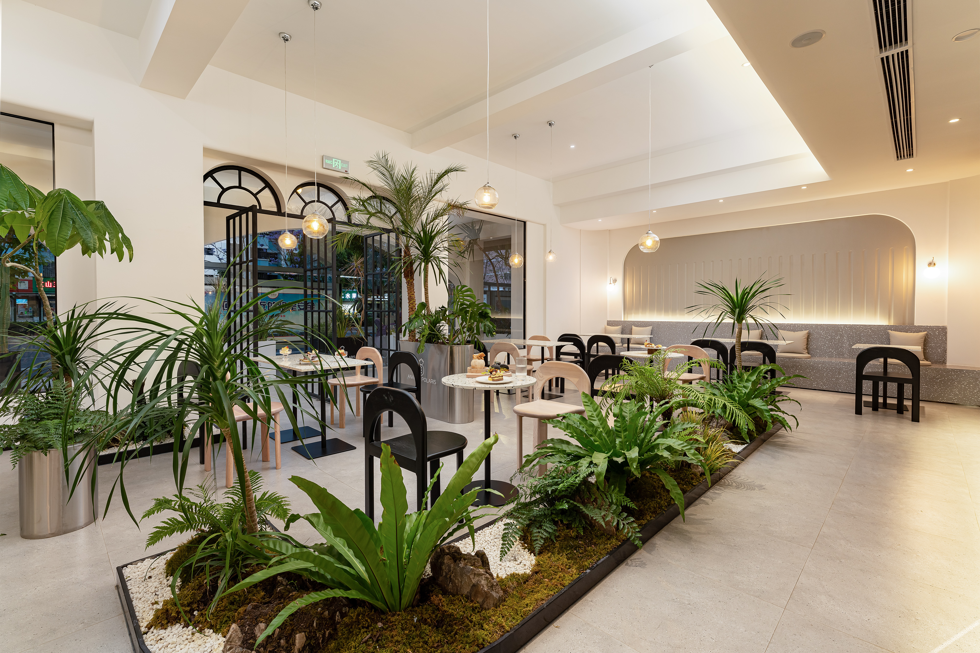 Ananas Polaris Hotel (Tongde Kunming Plaza Beichen Fortune Centre) 4*