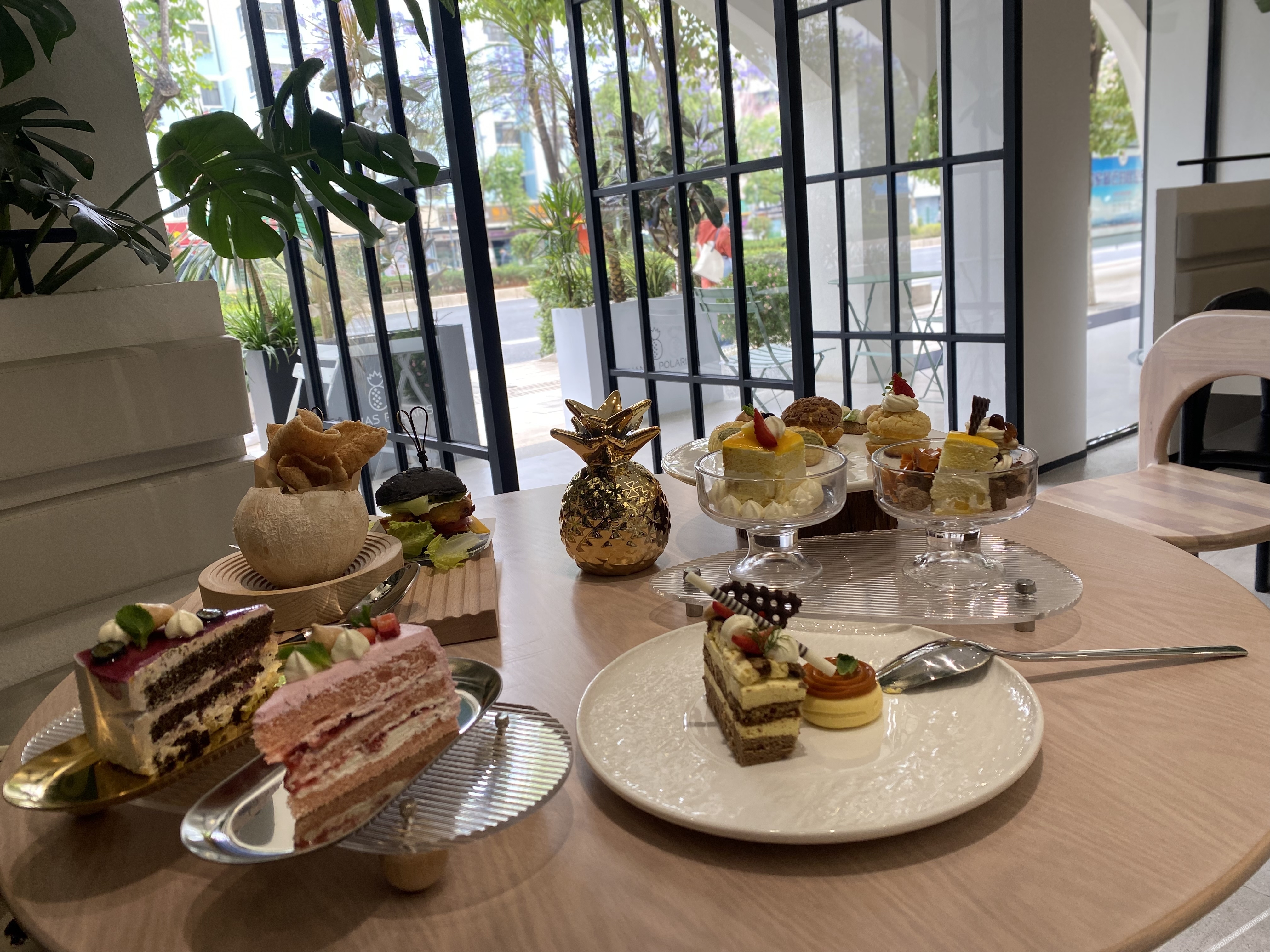 Ananas Polaris Hotel (Tongde Kunming Plaza Beichen Fortune Centre) 4*