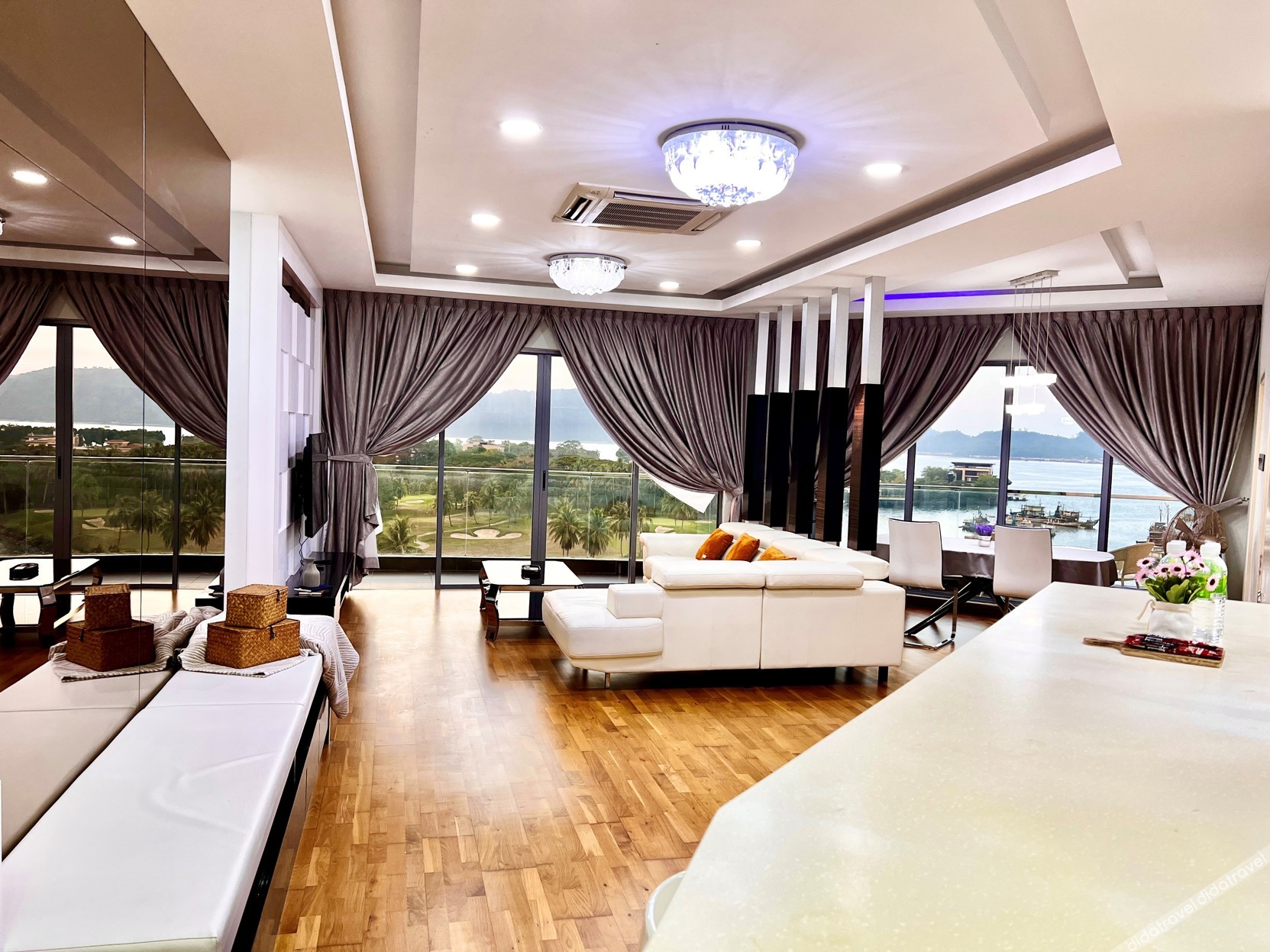 Deco Home Imago The Loft 0*