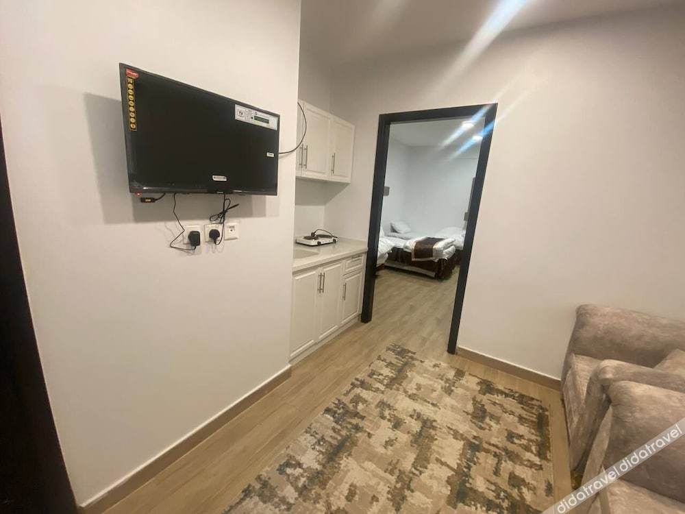 ARAM Hotel 0*