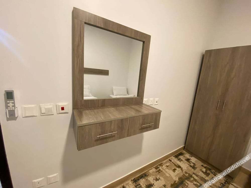 ARAM Hotel 0*