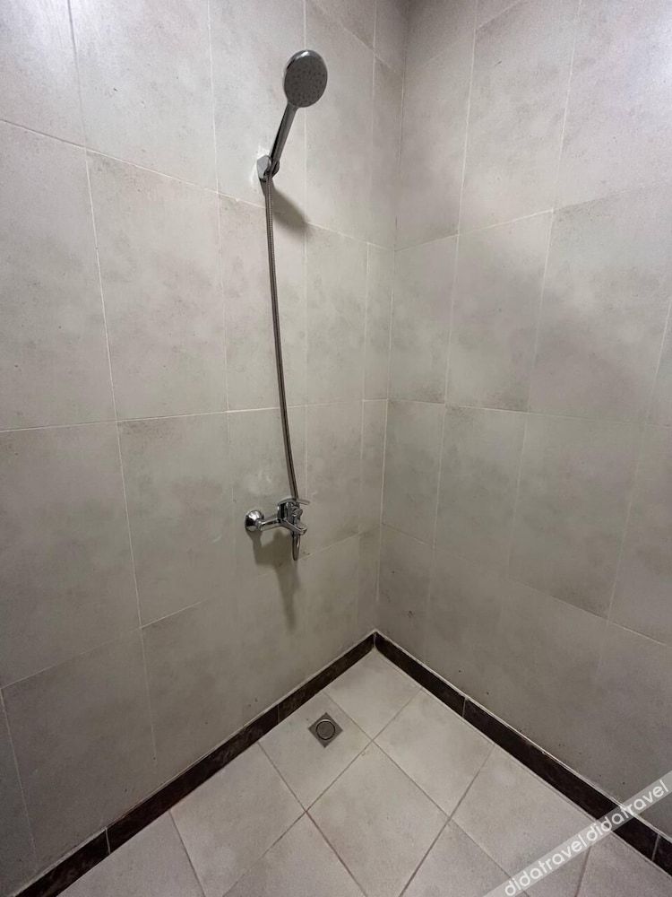 ARAM Hotel 0*