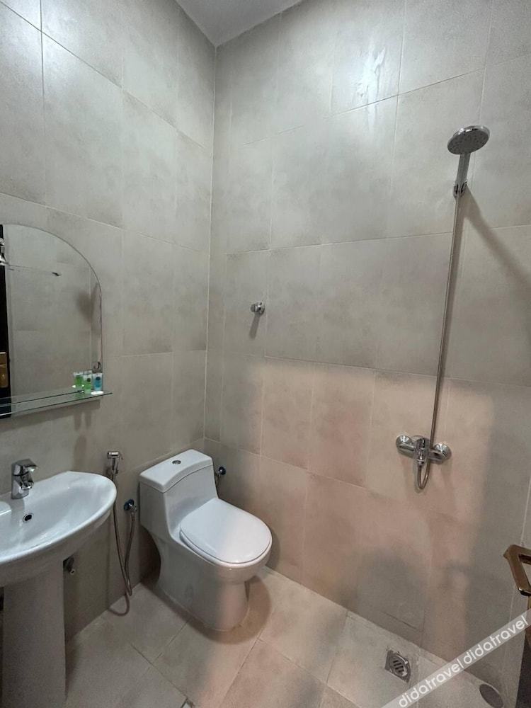 ARAM Hotel 0*