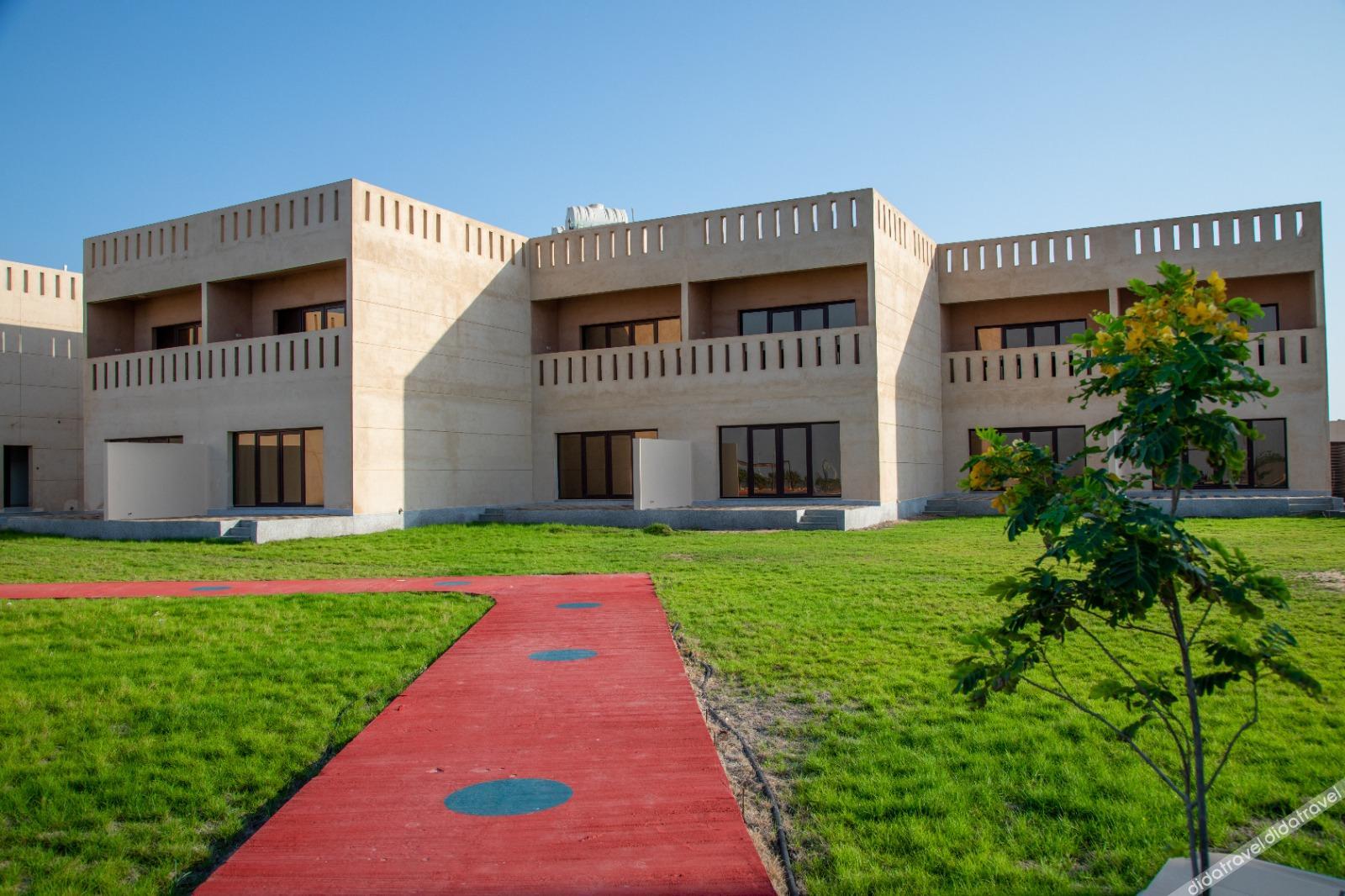 Continent Hotel Al Uqayr 1*