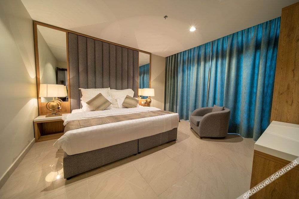 Continent Hotel Al Uqayr 1*