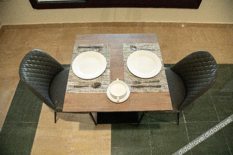 Continent Hotel Al Uqayr 1*