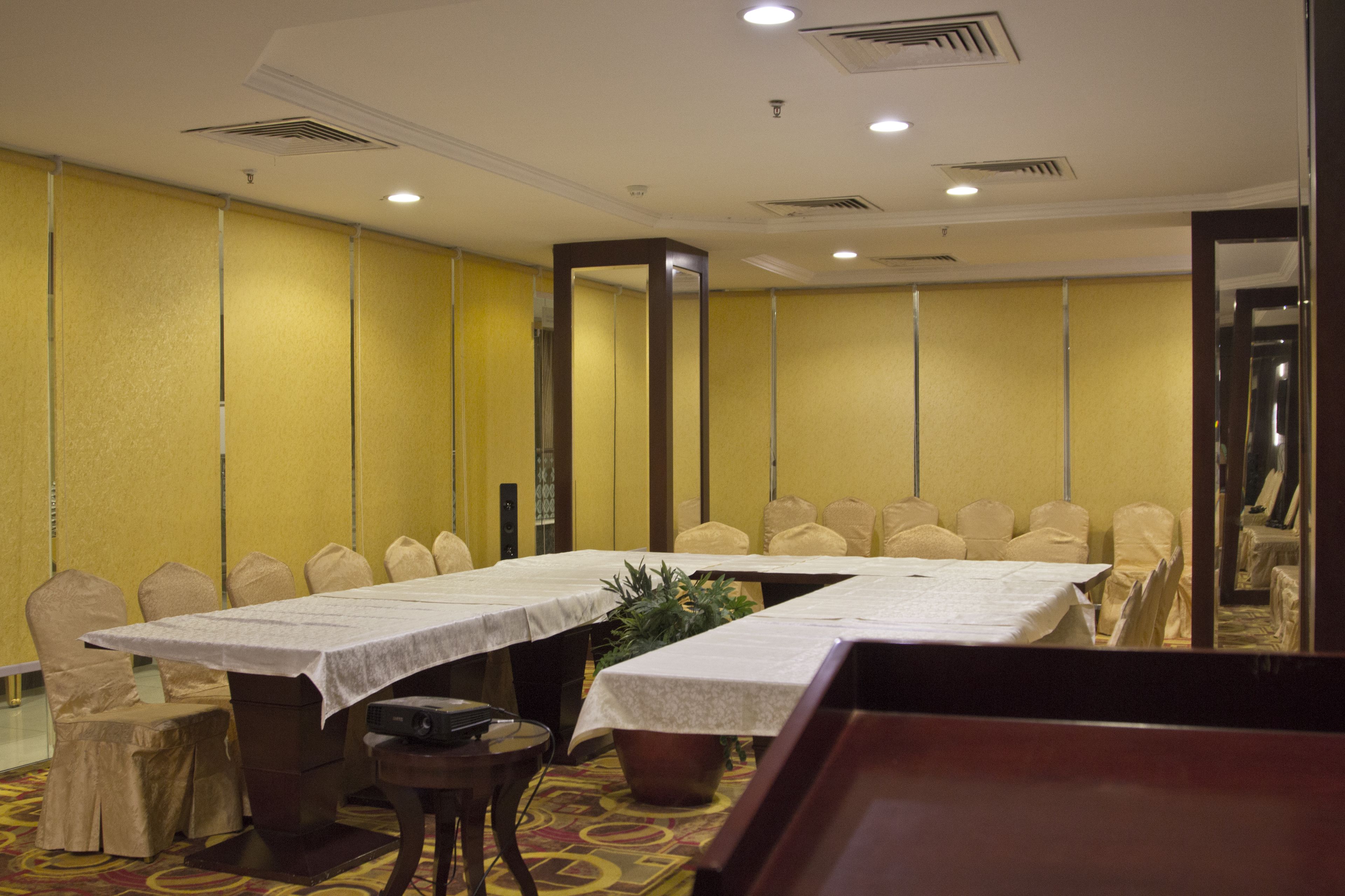 EKONO by Leva Jeddah Airport Hotel 0*