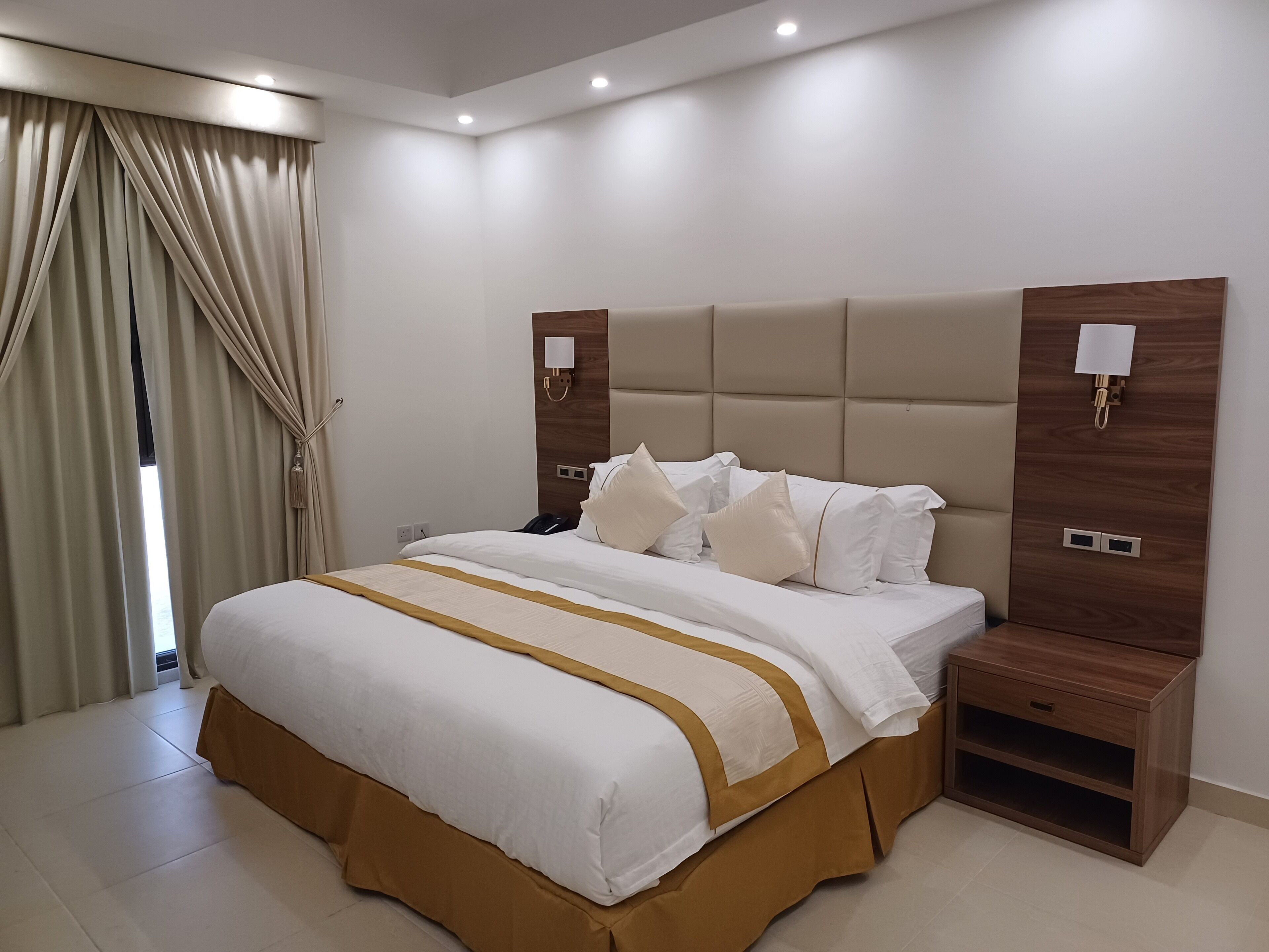 Golden Elite Hotel 0*