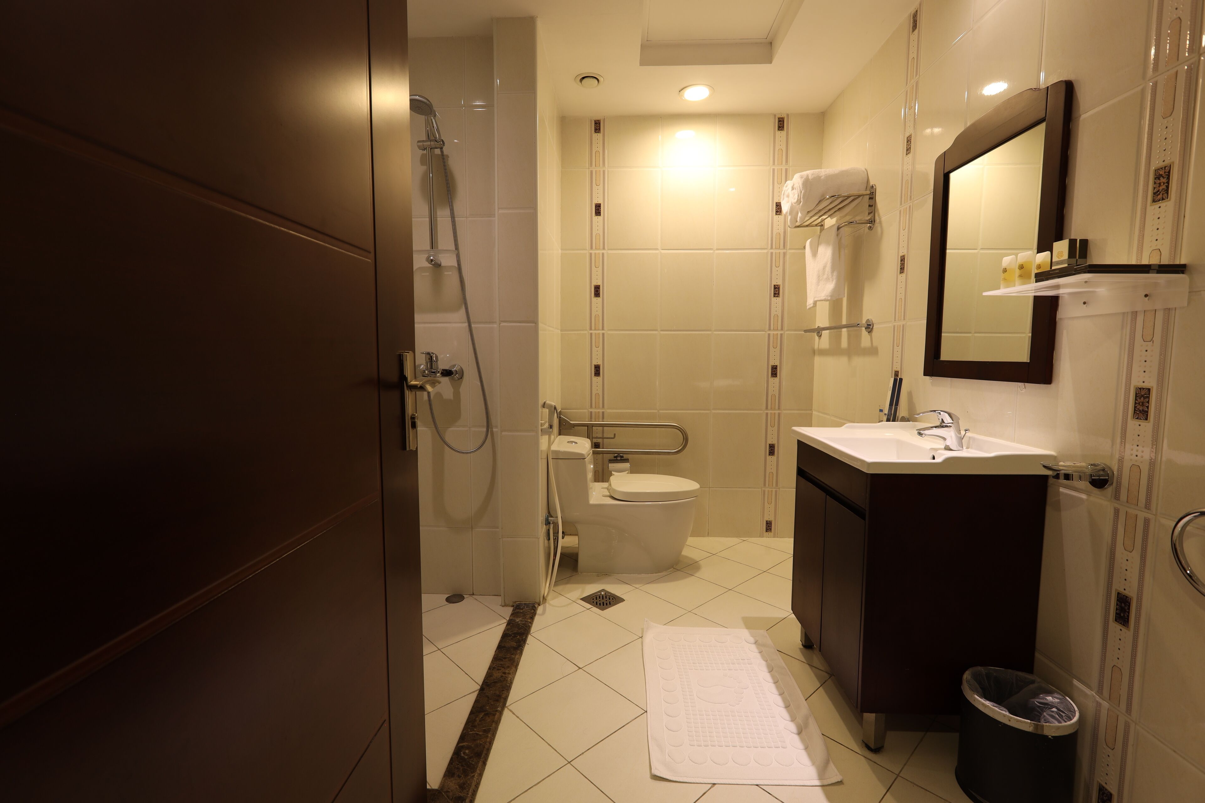 Al Rayyan Makiya Towers Hotel 1*