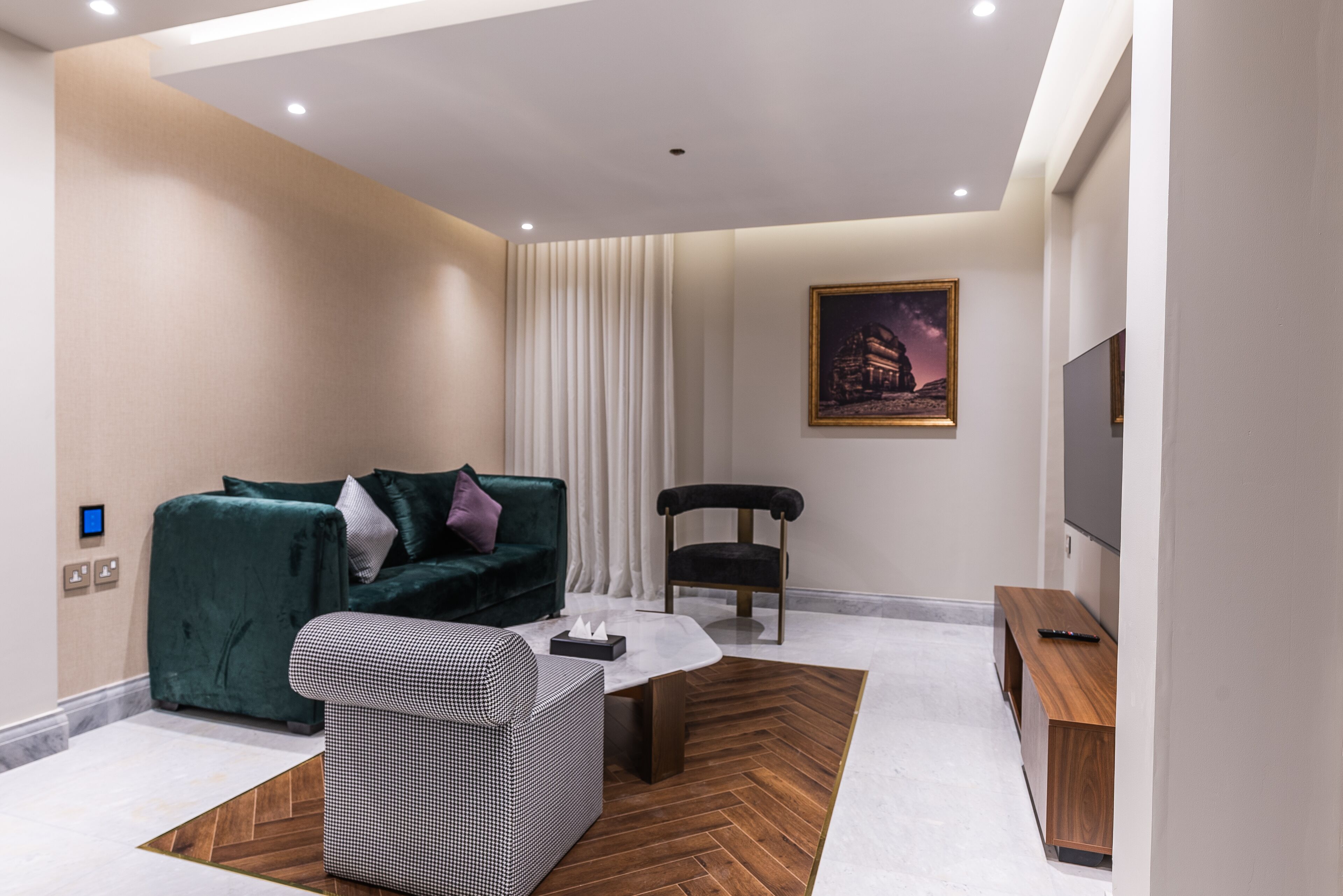 Tura Residence Olaya 0*