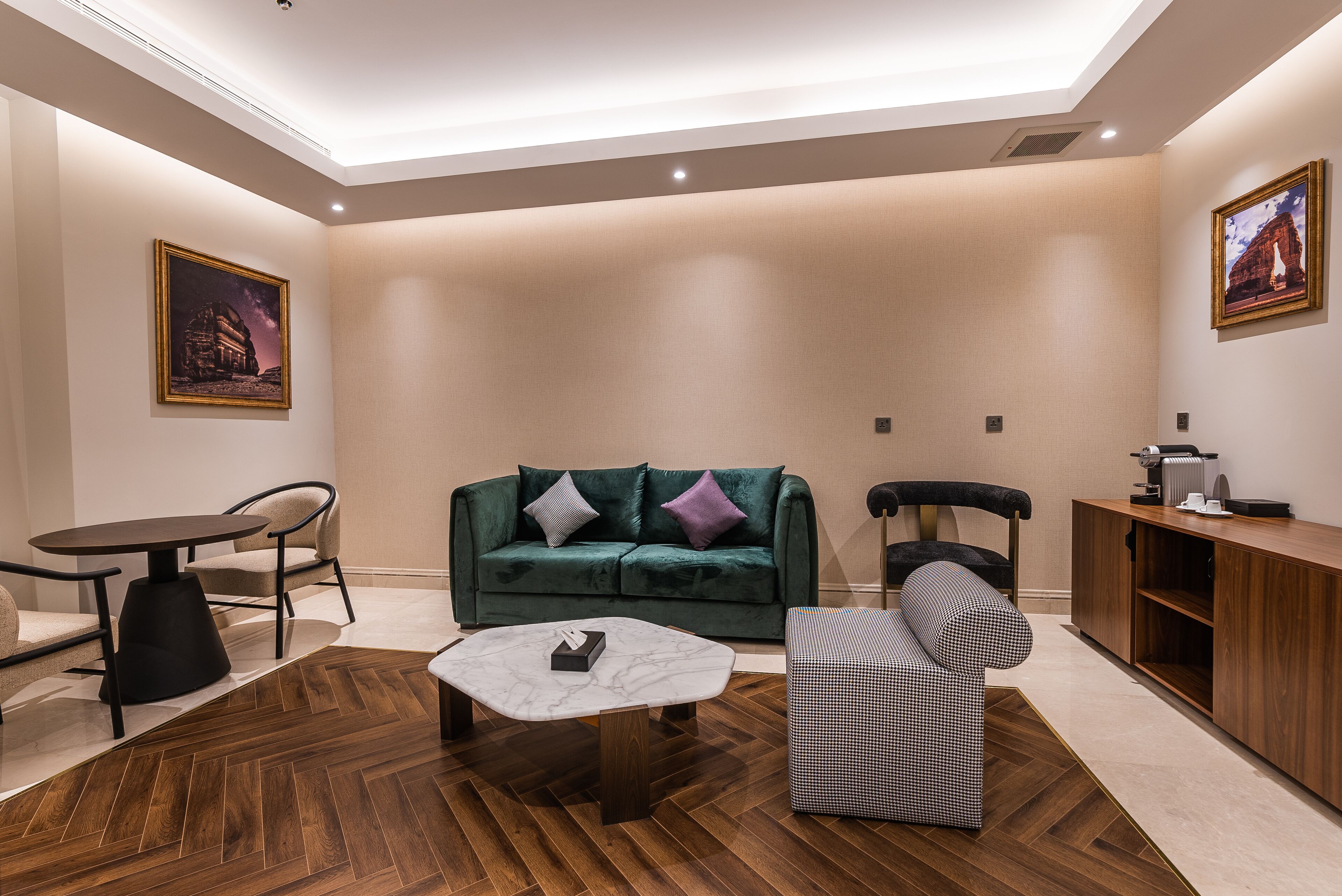 Tura Residence Olaya 0*