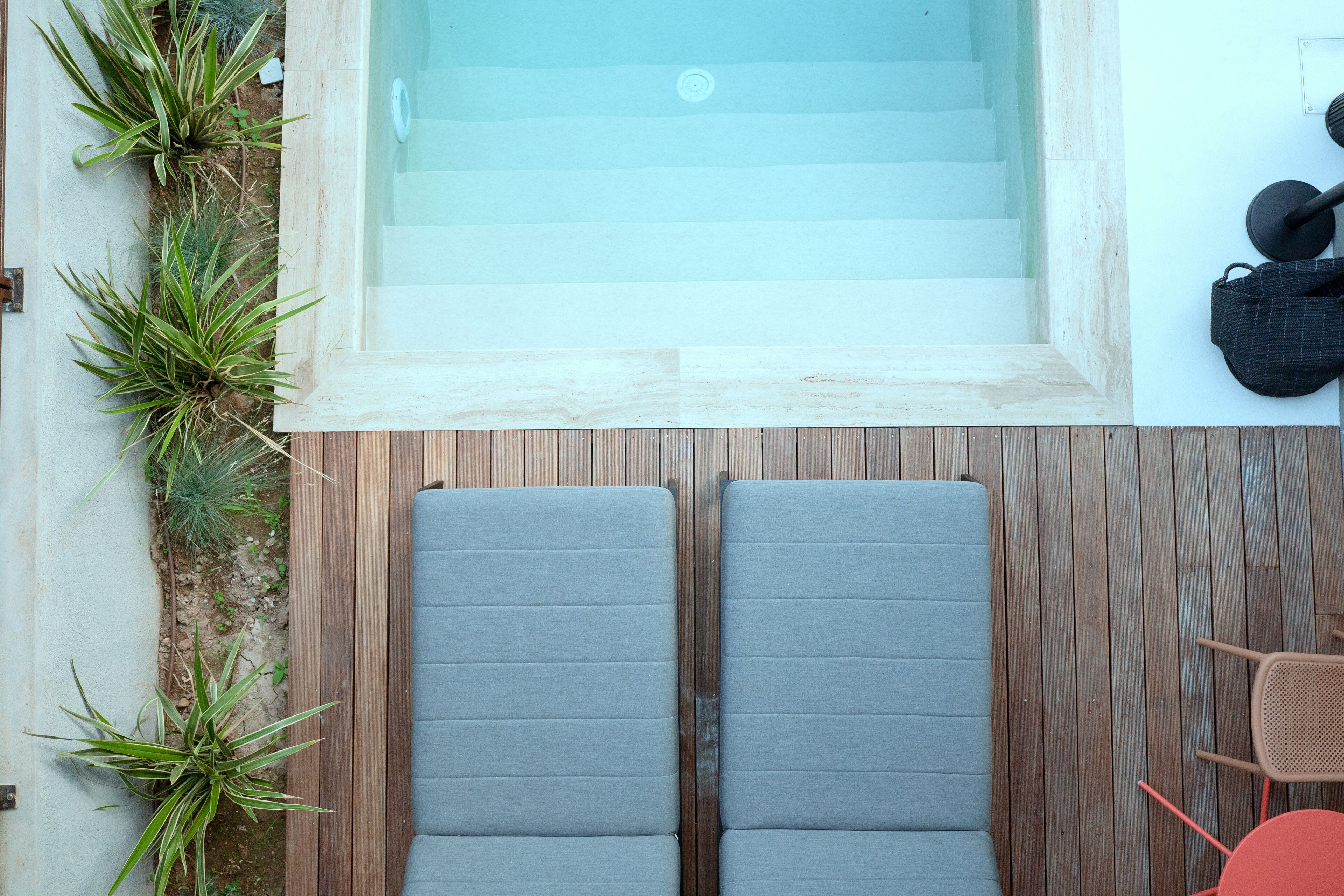 Capital Luxury Suites 0*