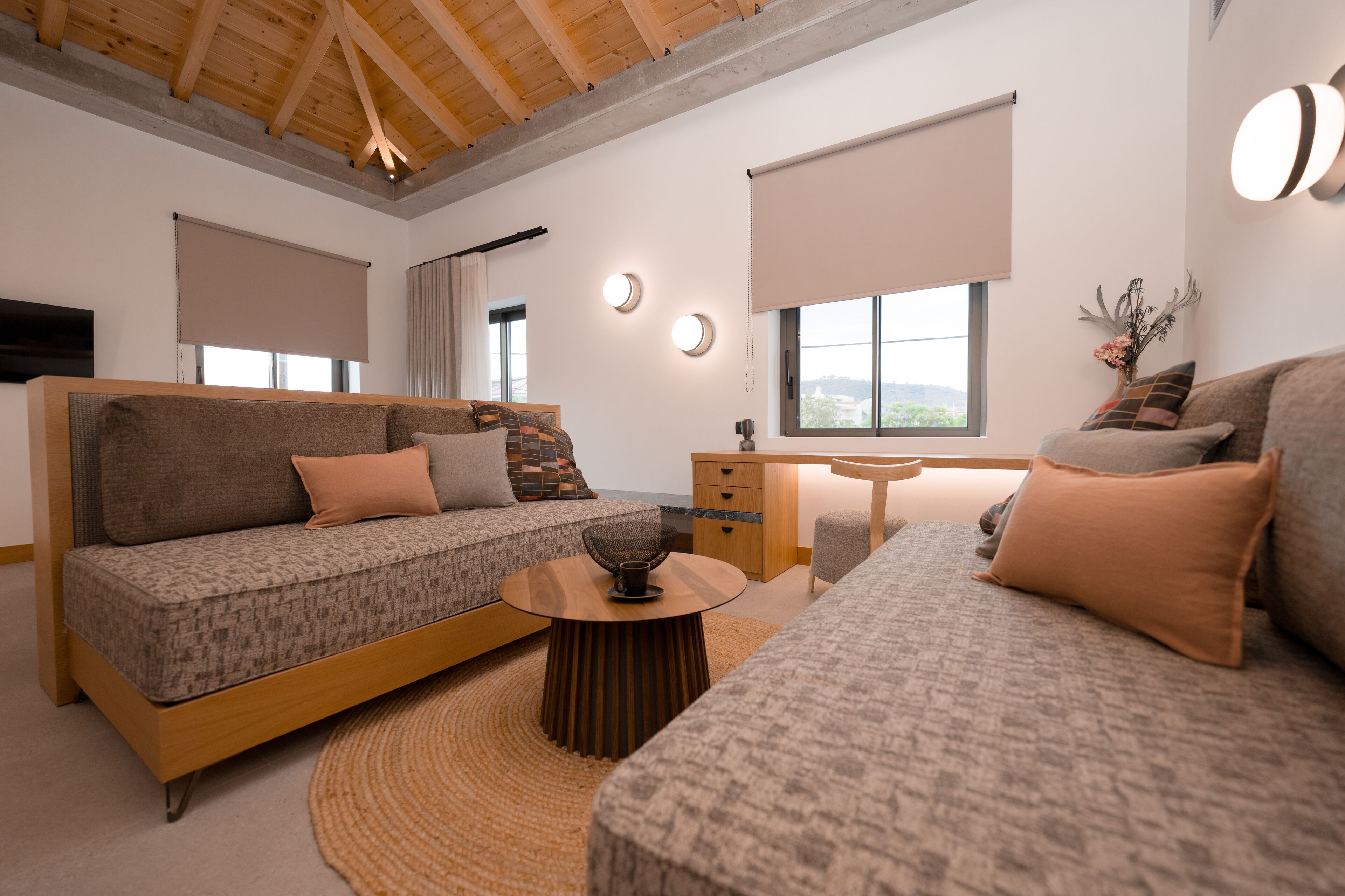 Capital Luxury Suites 0*