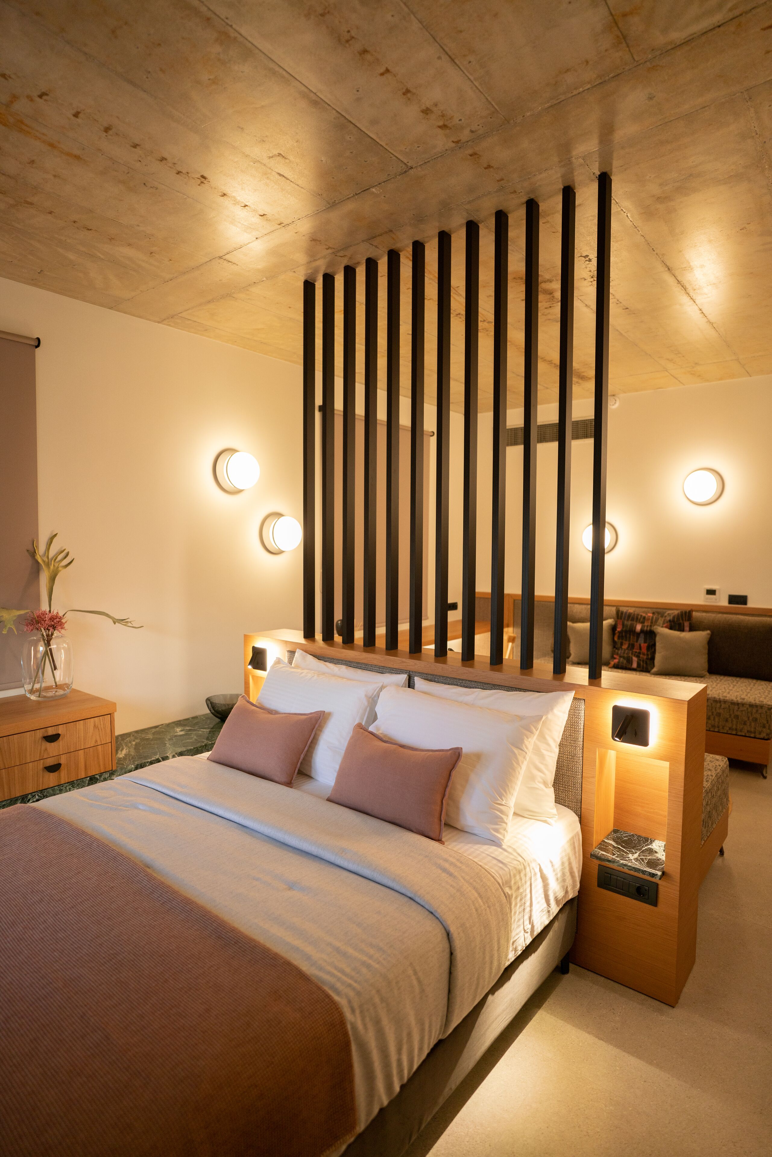 Capital Luxury Suites 0*