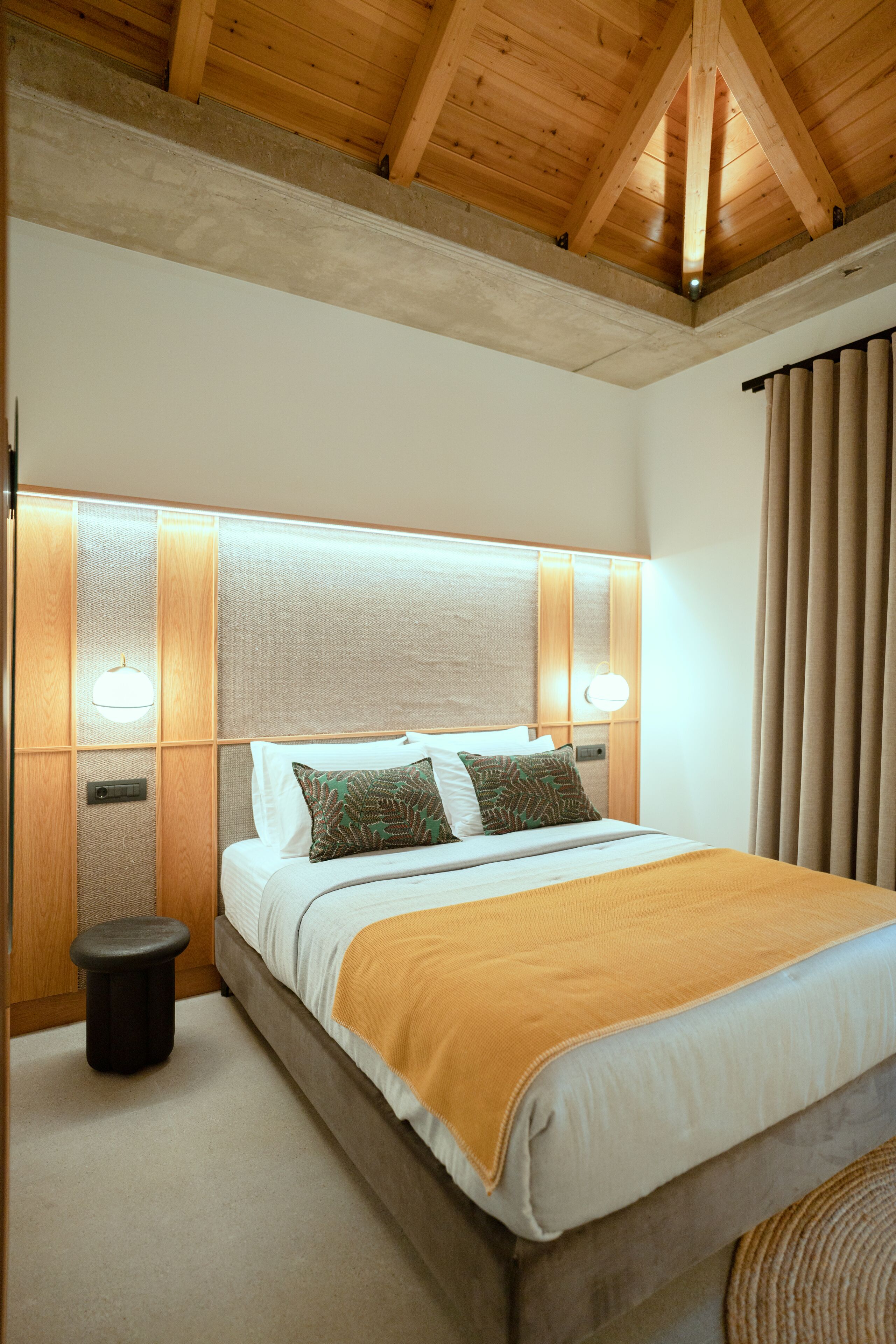 Capital Luxury Suites 0*
