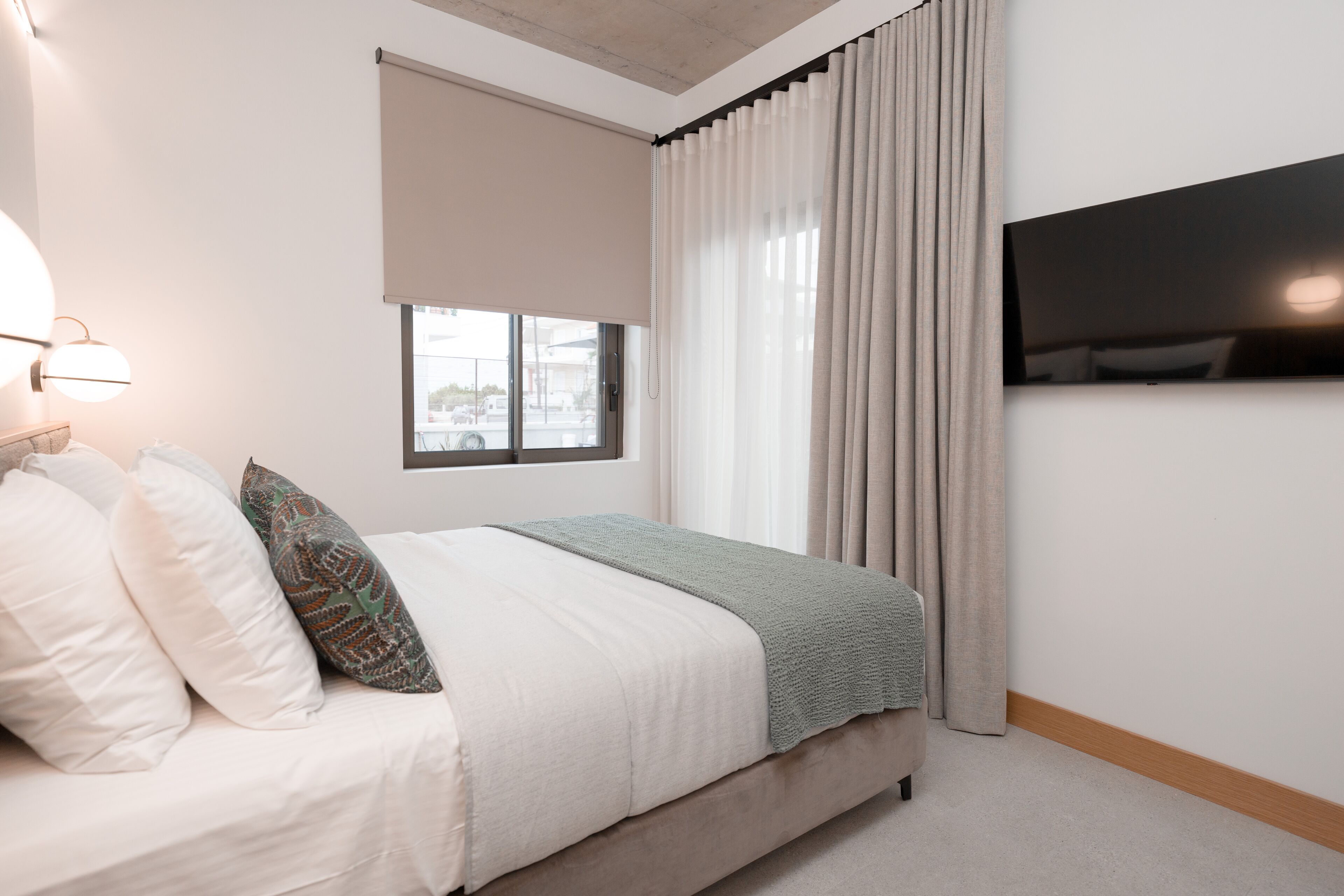 Capital Luxury Suites 0*