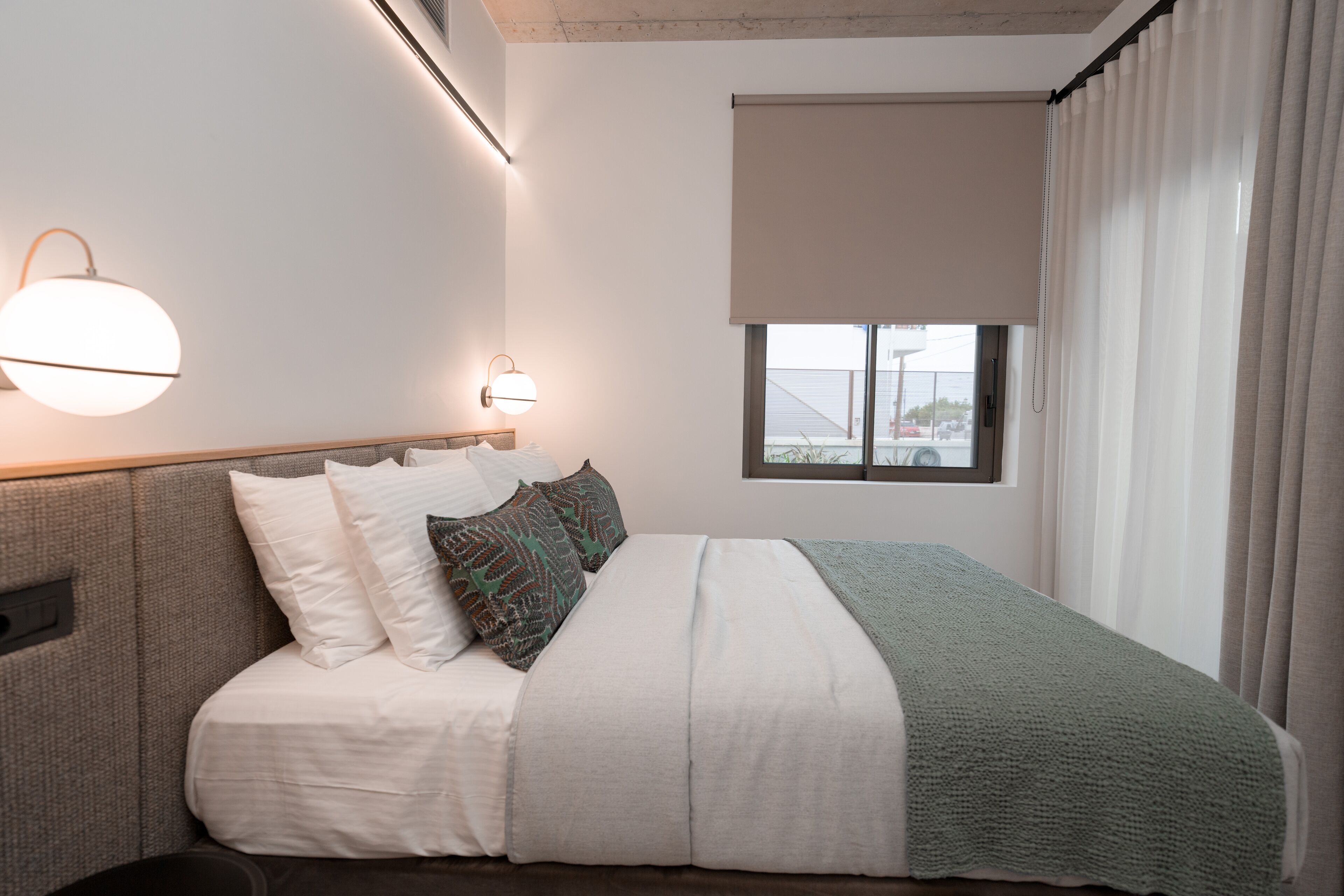 Capital Luxury Suites 0*