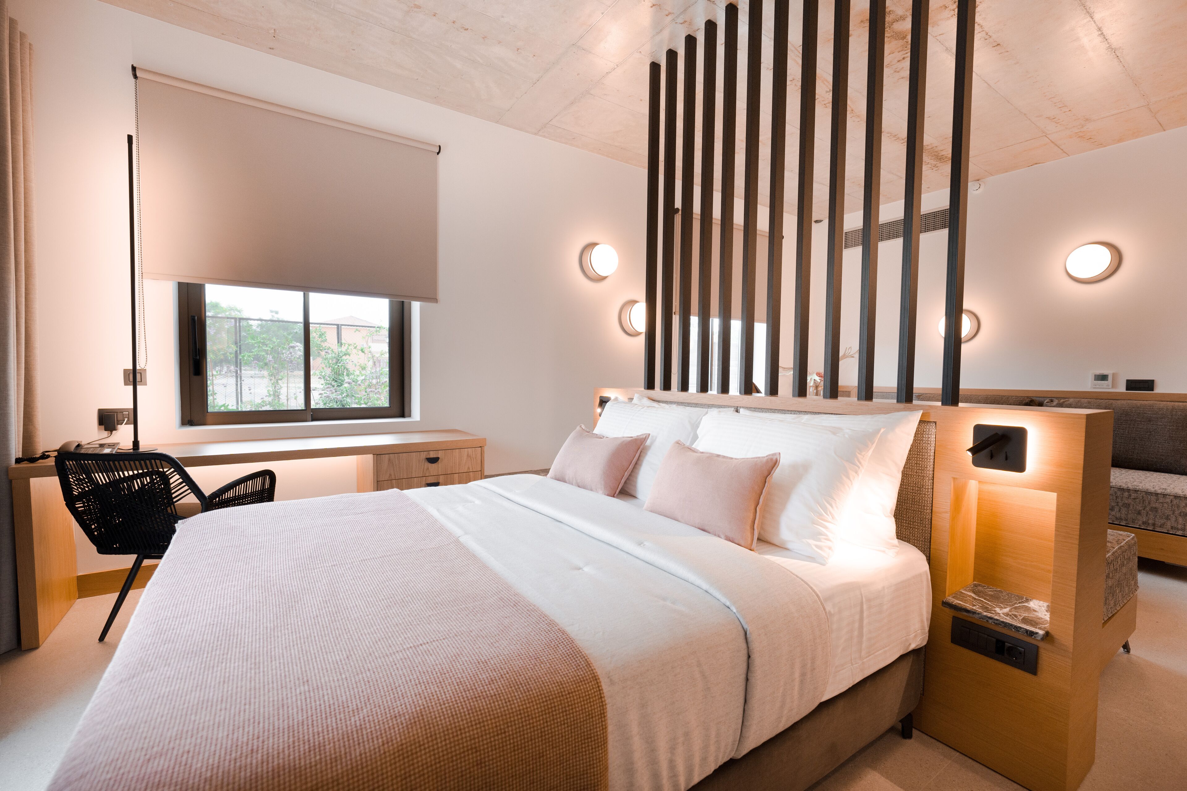 Capital Luxury Suites 0*
