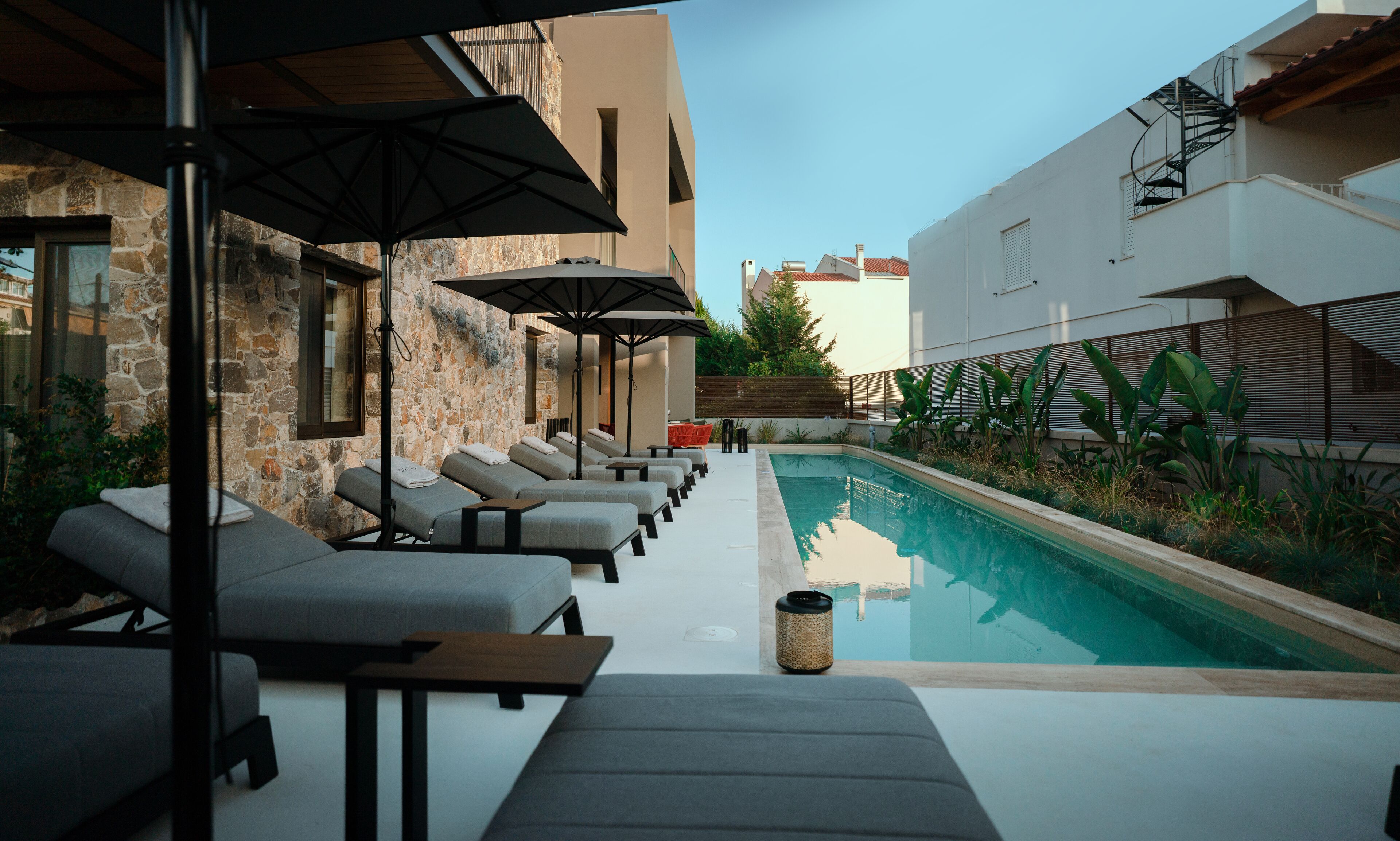 Capital Luxury Suites 0*