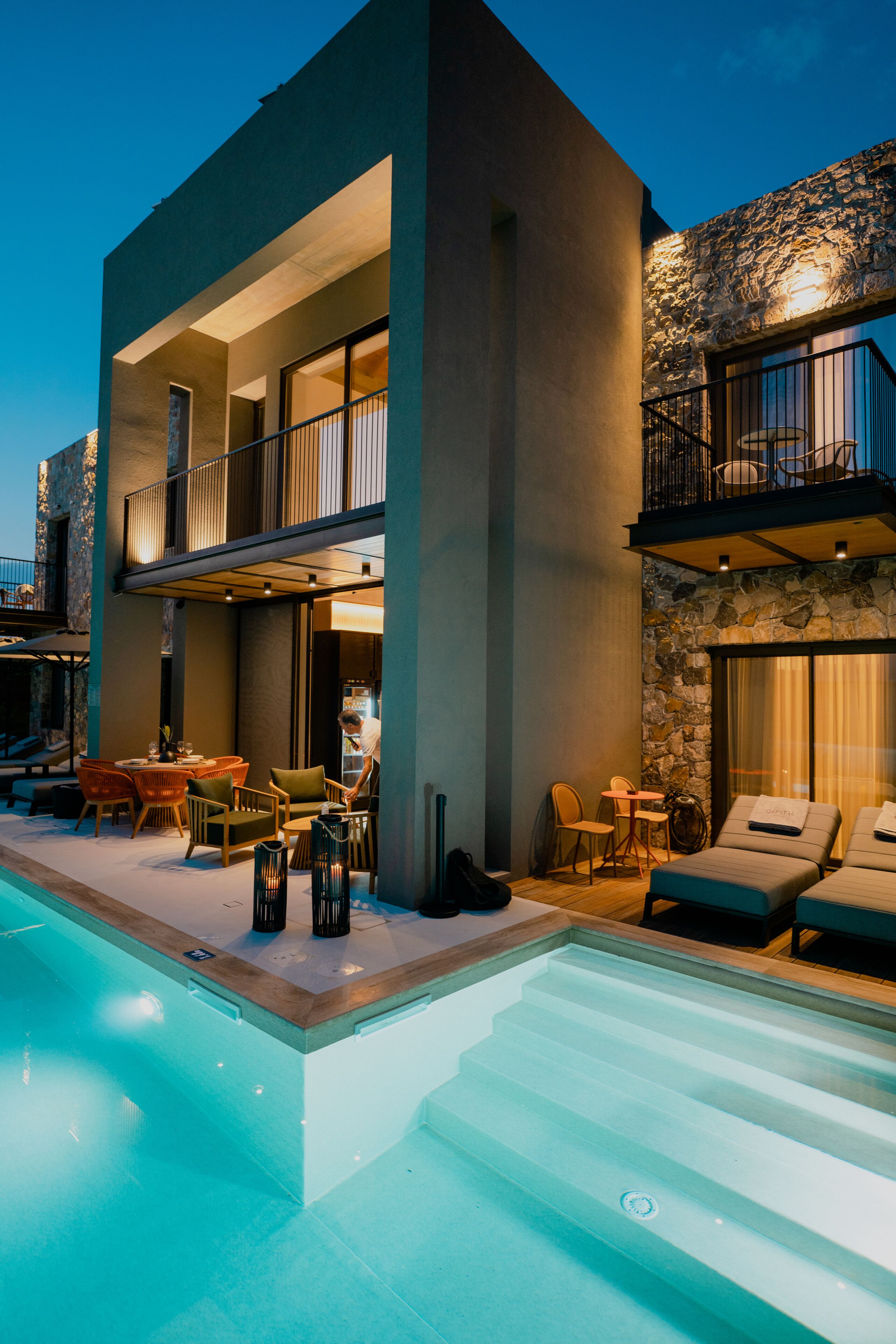 Capital Luxury Suites 0*