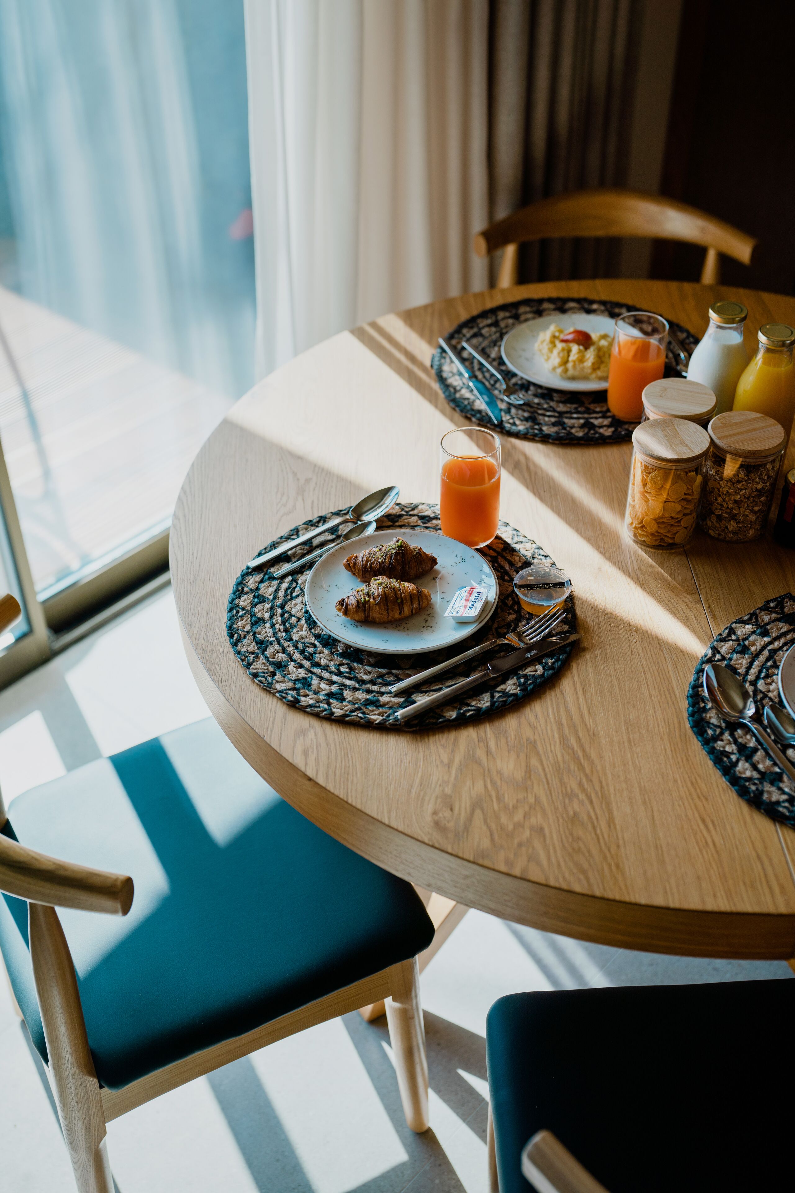Capital Luxury Suites 0*