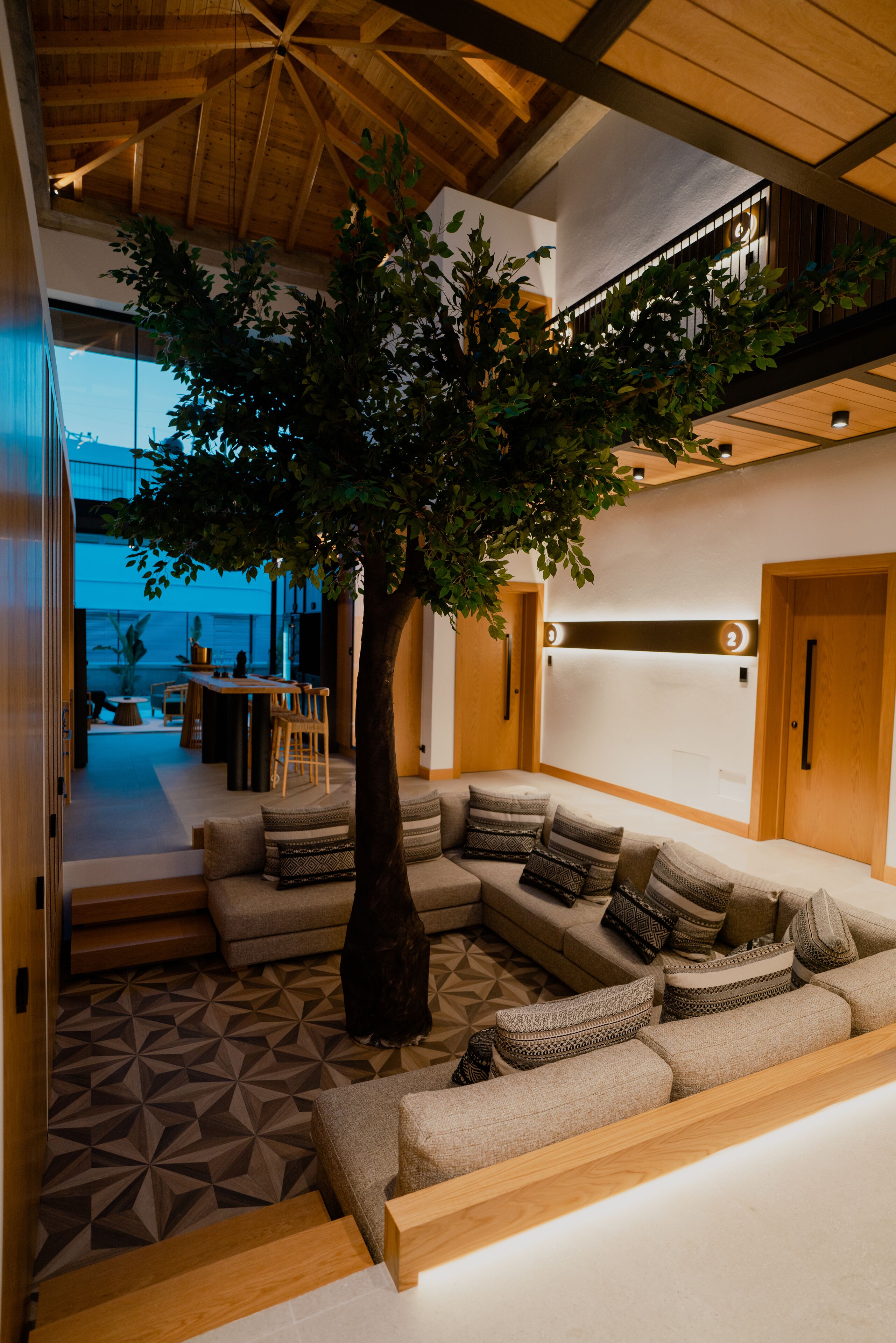 Capital Luxury Suites 0*