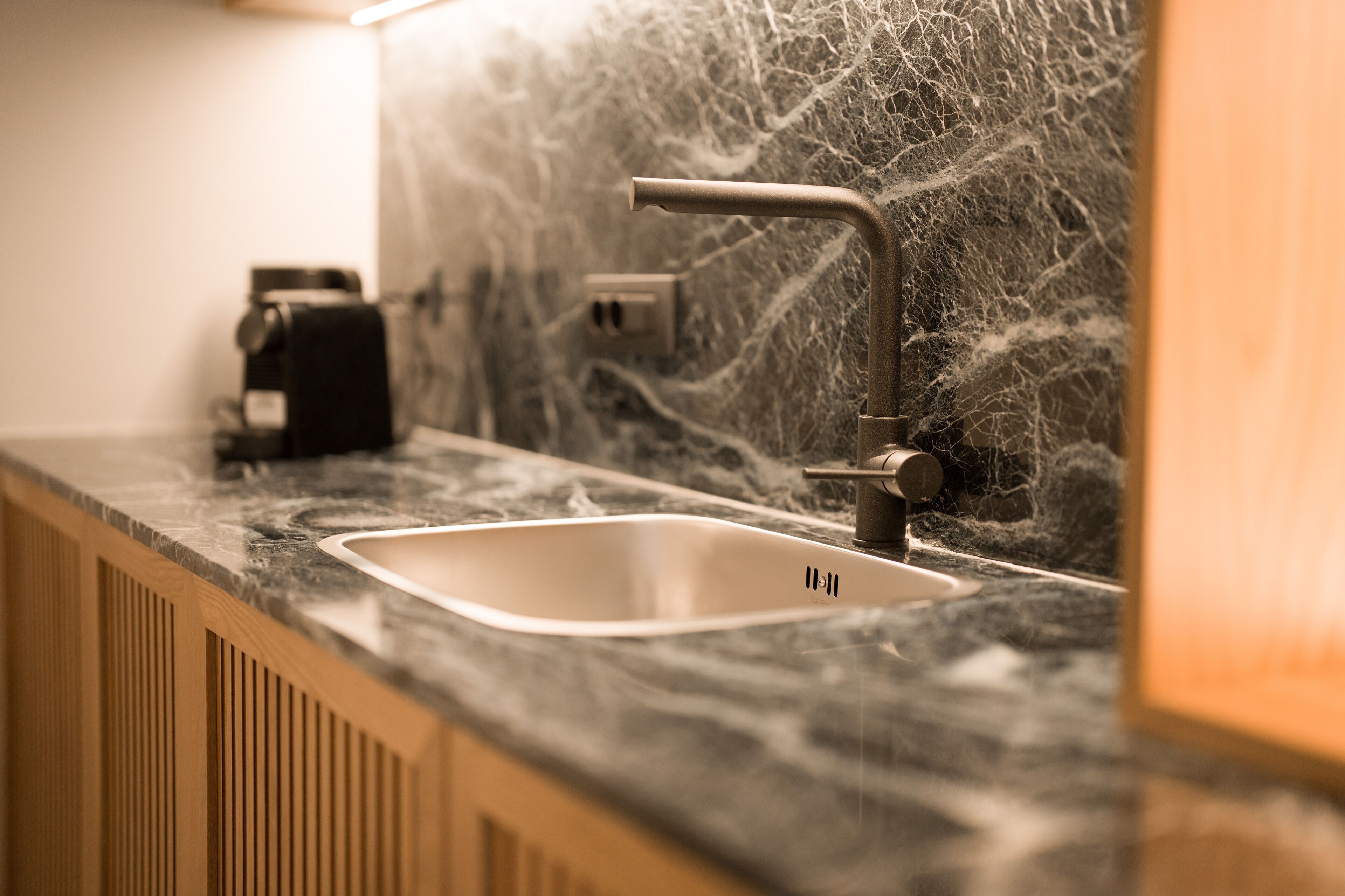 Capital Luxury Suites 0*