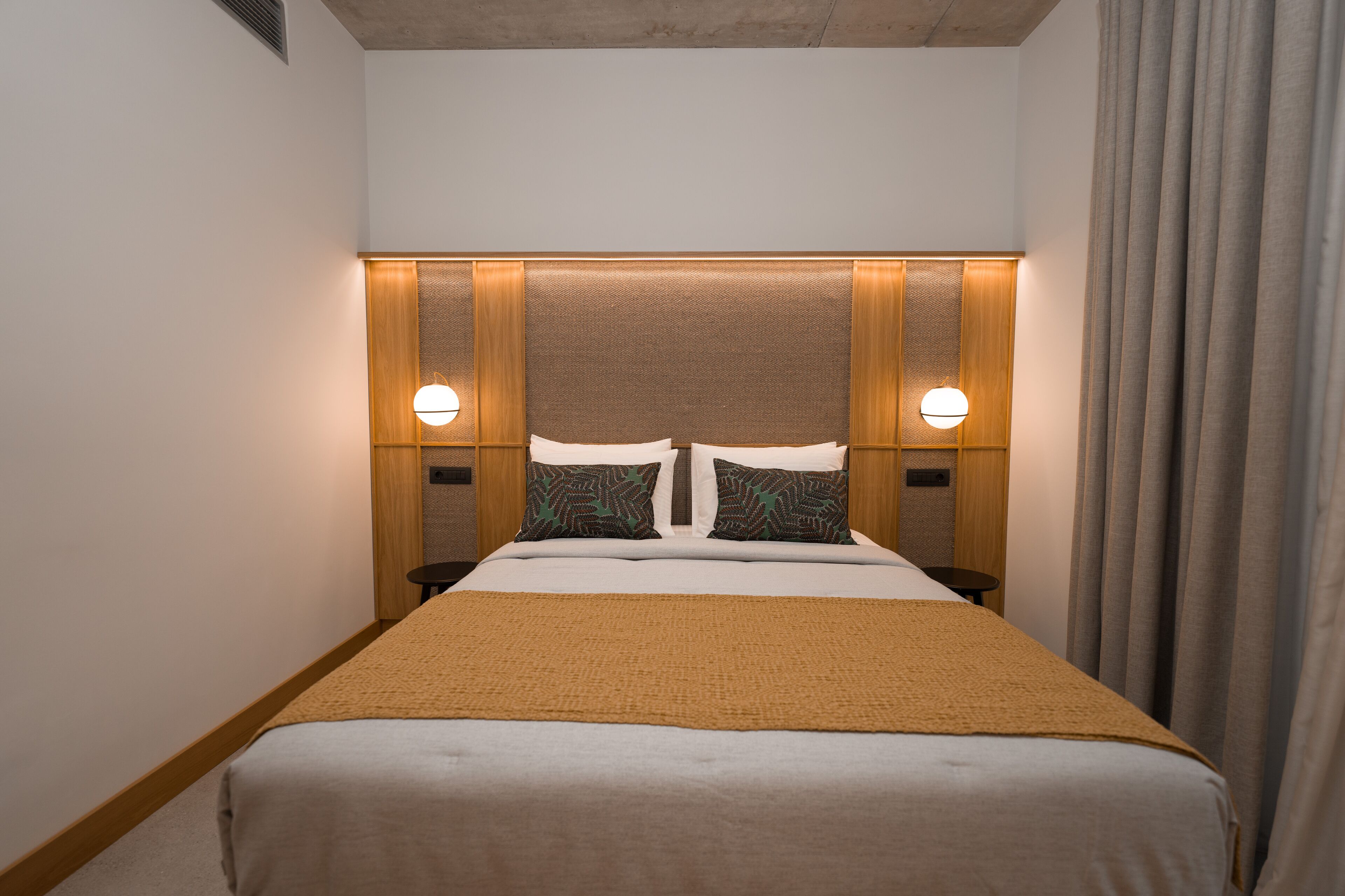 Capital Luxury Suites 0*