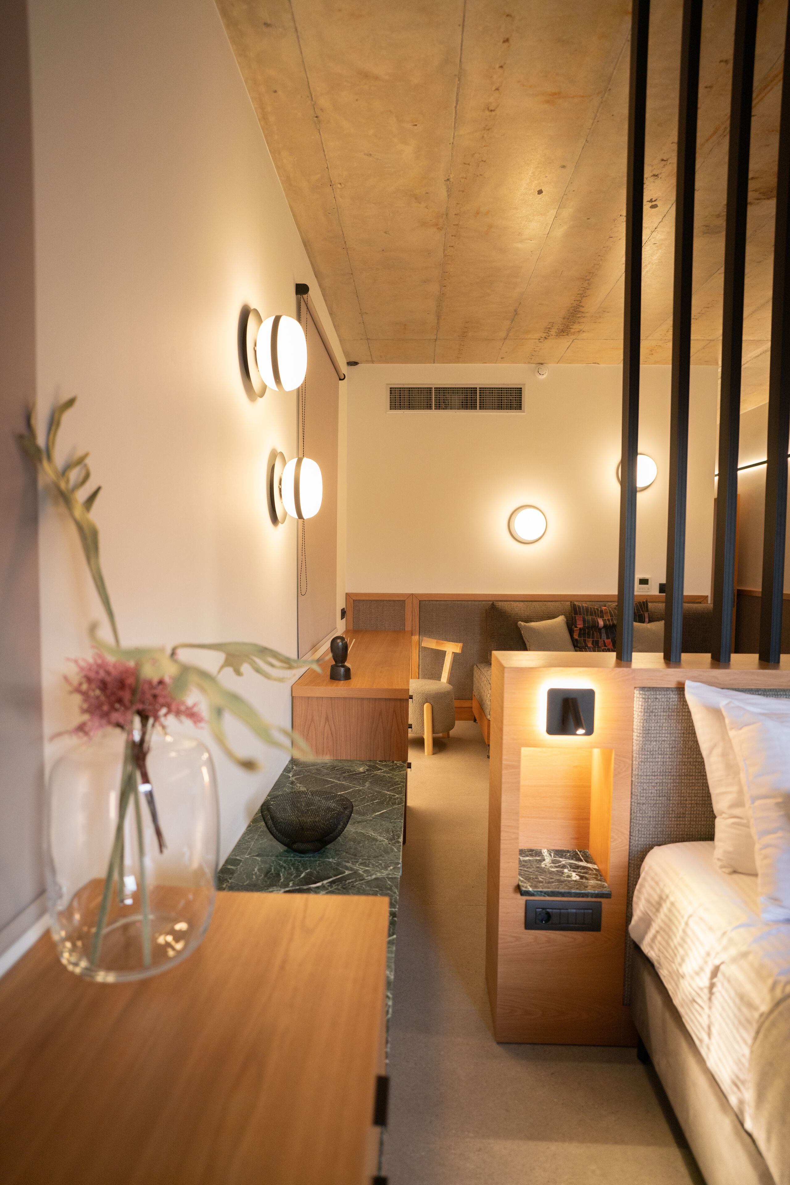 Capital Luxury Suites 0*