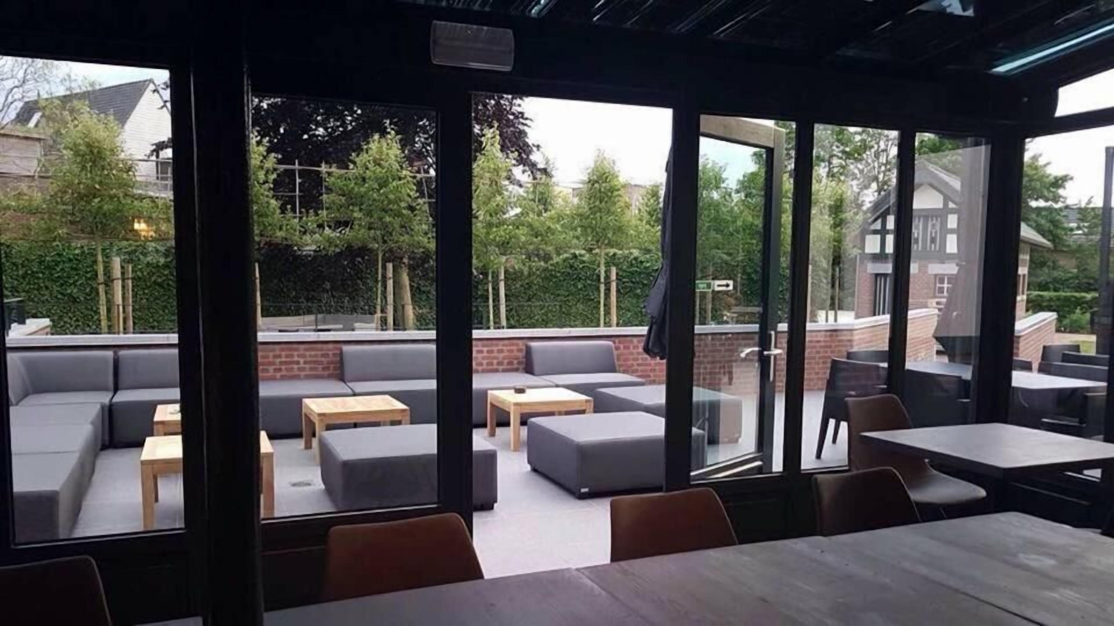 Hotel Porta Cite 3*