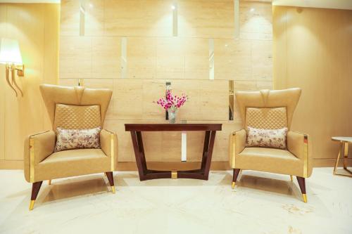 Regenta Place Jhansi by Royal Orchid Hotels Limited 4*