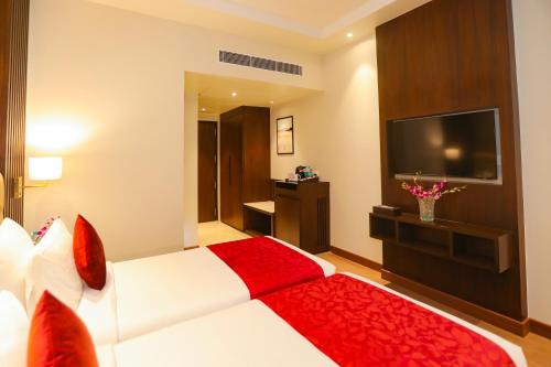Regenta Place Jhansi by Royal Orchid Hotels Limited 4*