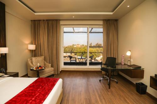 Regenta Place Jhansi by Royal Orchid Hotels Limited 4*