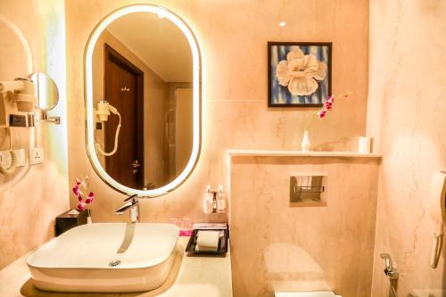 Regenta Place Jhansi by Royal Orchid Hotels Limited 4*