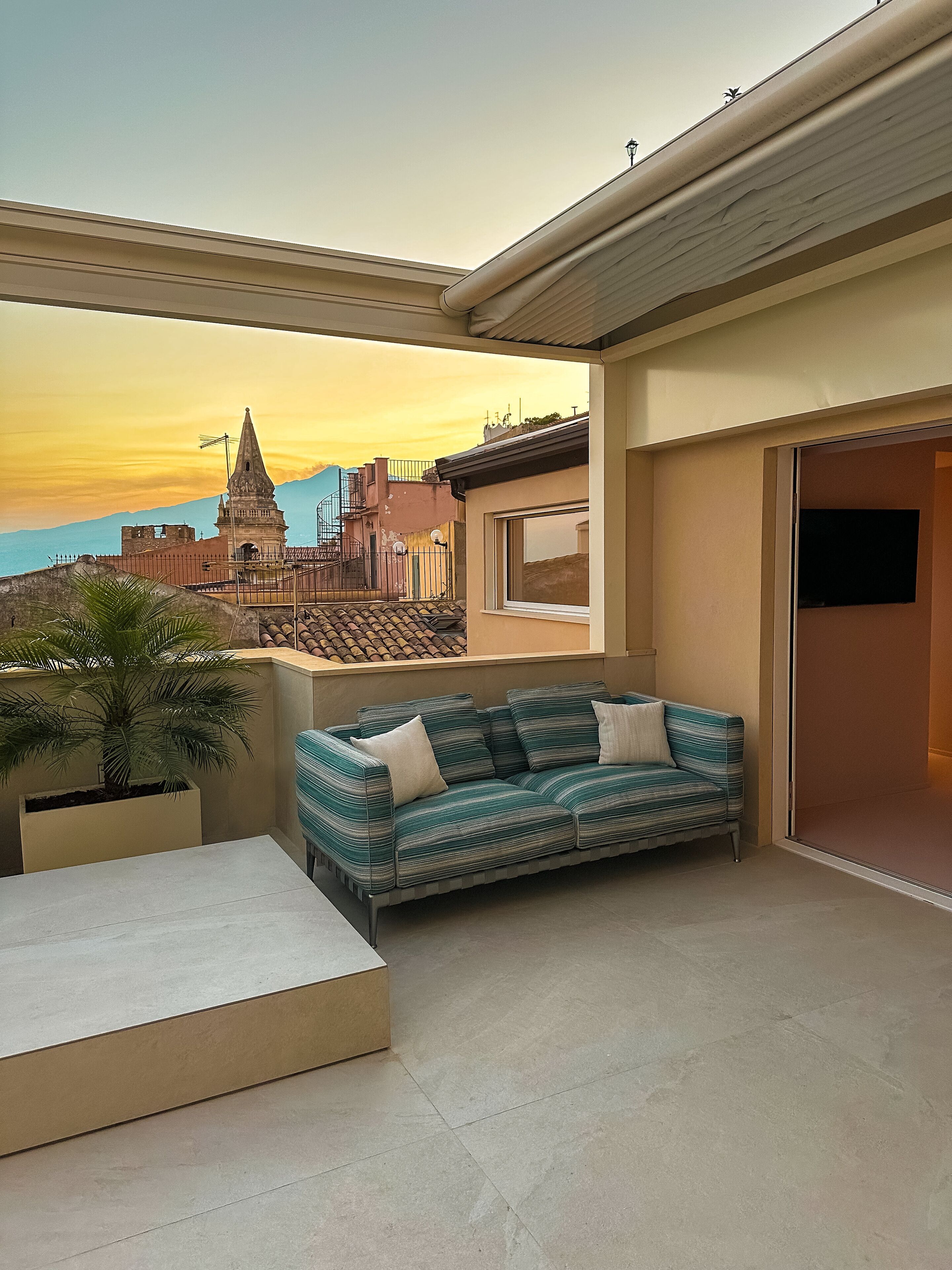 Taormina Infinity Suites 0*