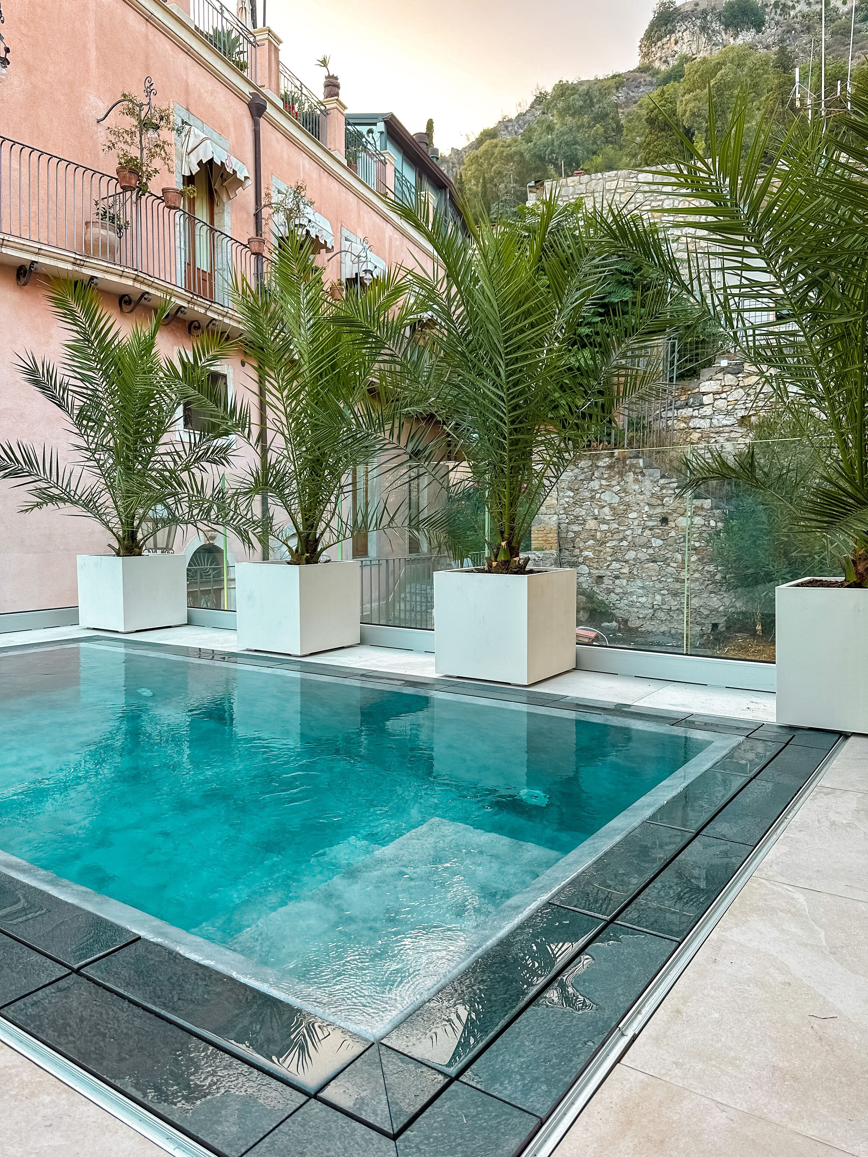 Taormina Infinity Suites 0*