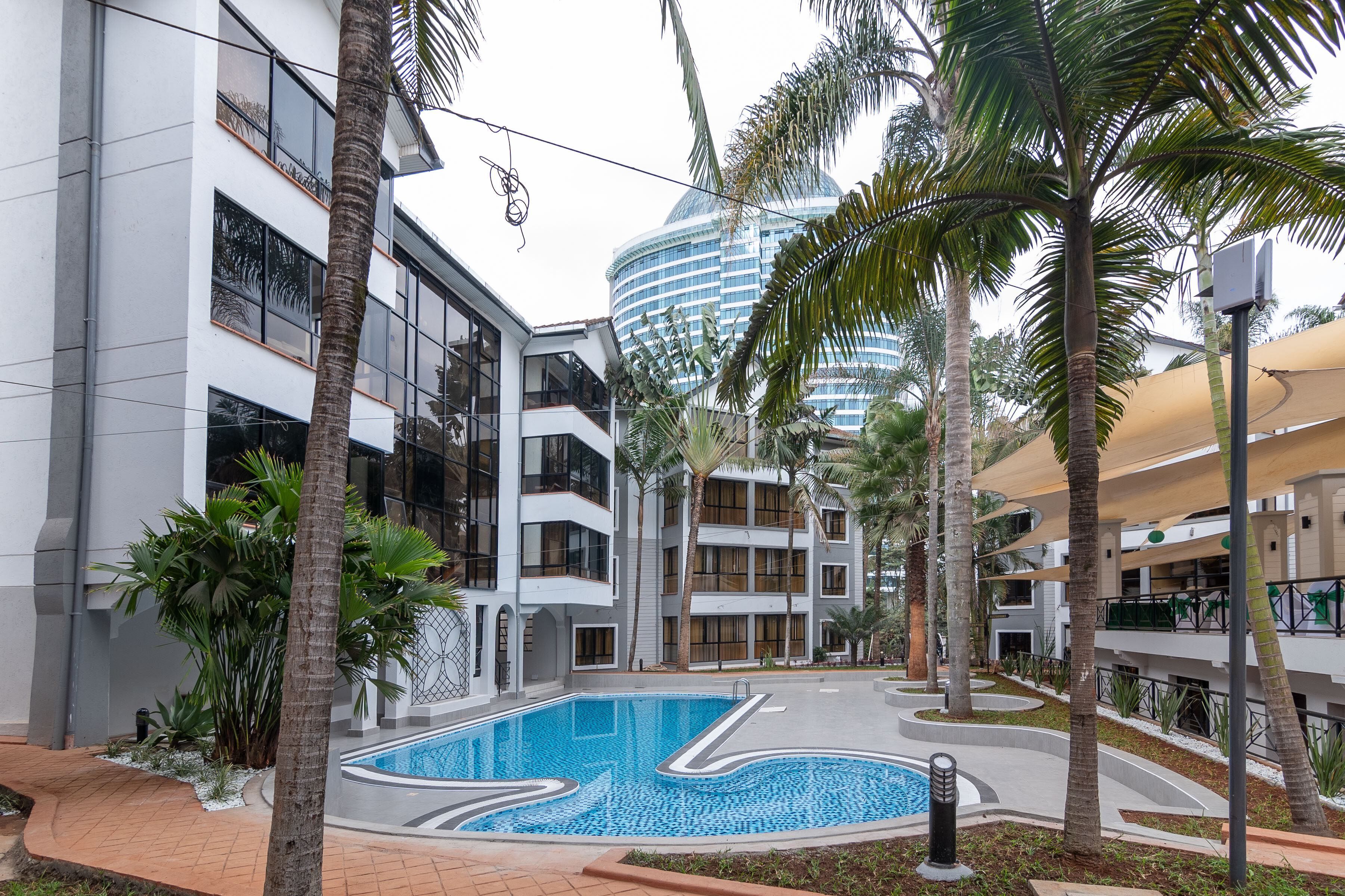 Cysuites Apartment Hotel 4*