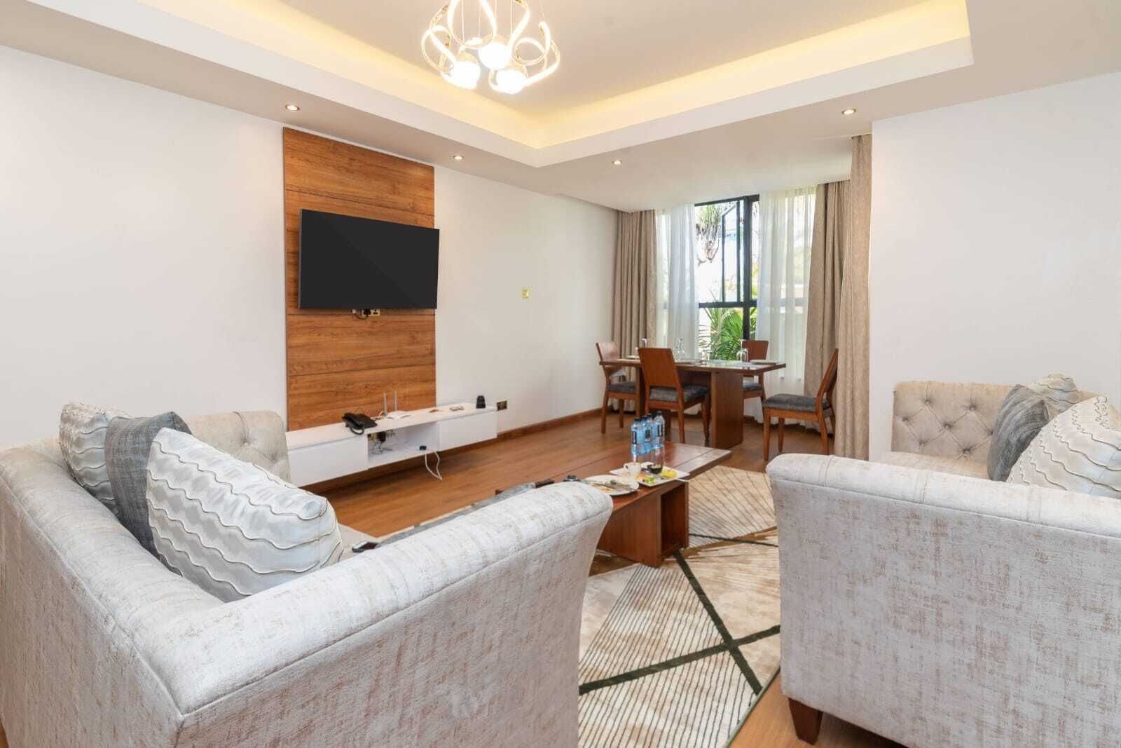 Cysuites Apartment Hotel 4*