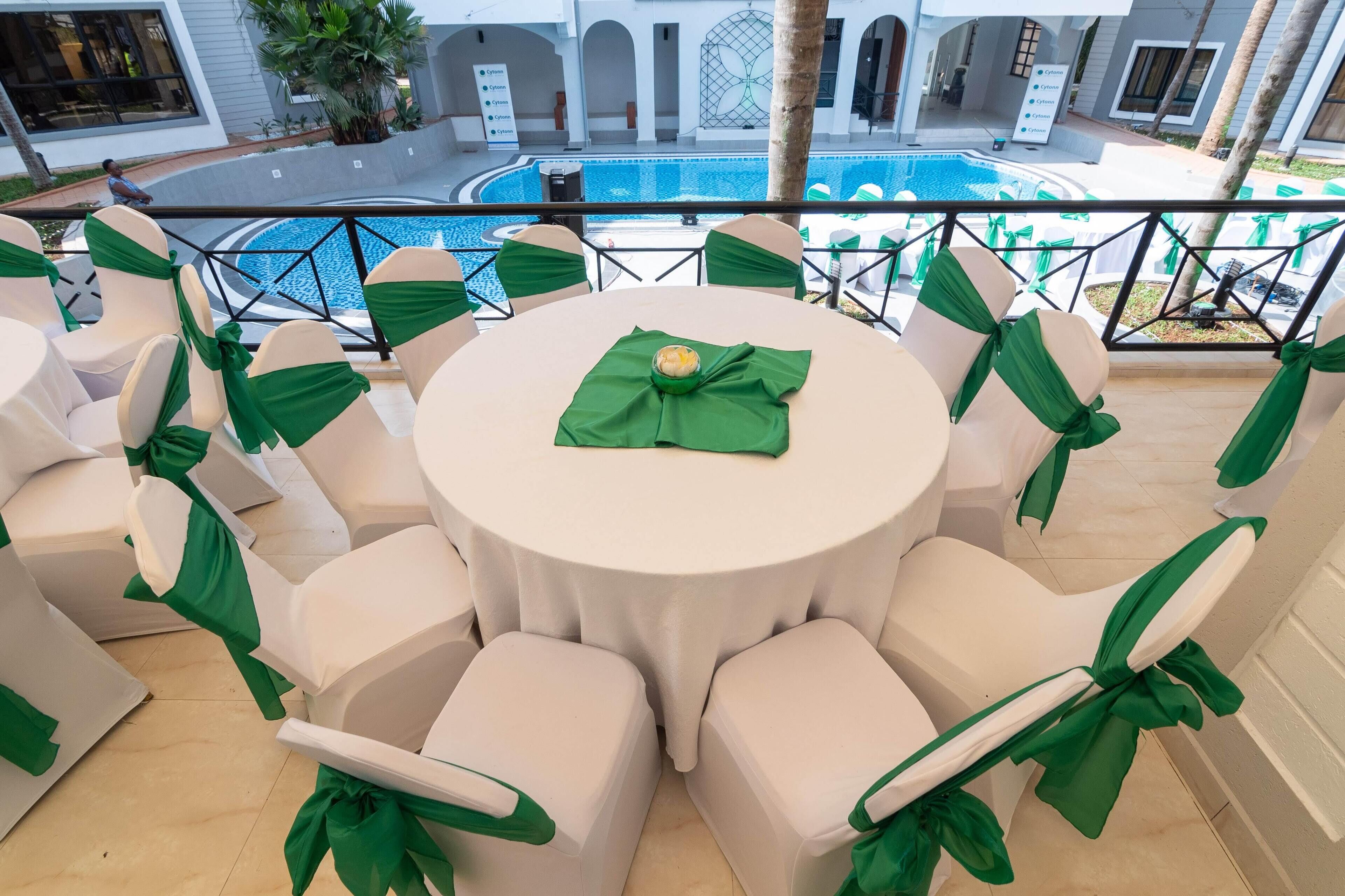 Cysuites Apartment Hotel 4*