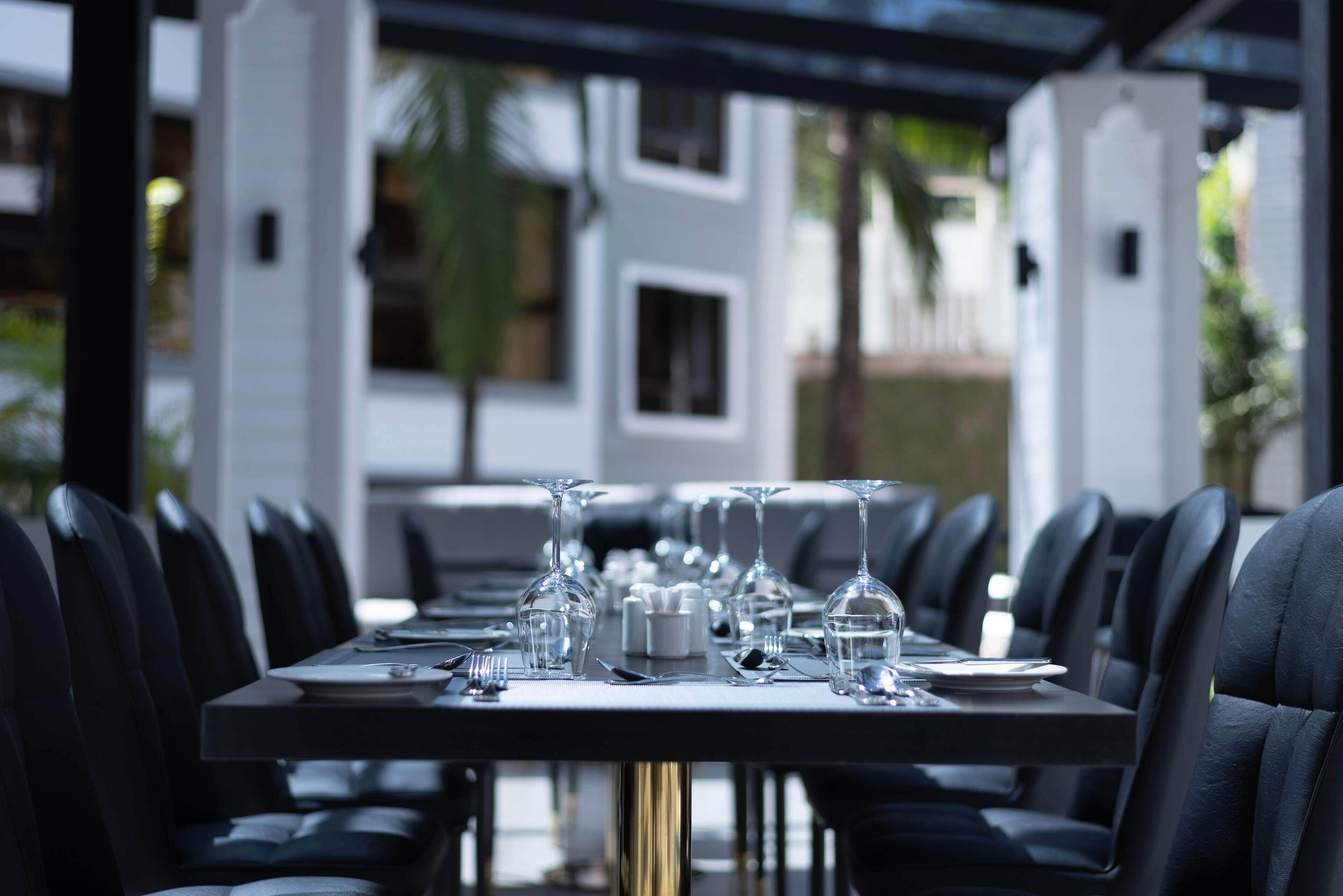 Cysuites Apartment Hotel 4*