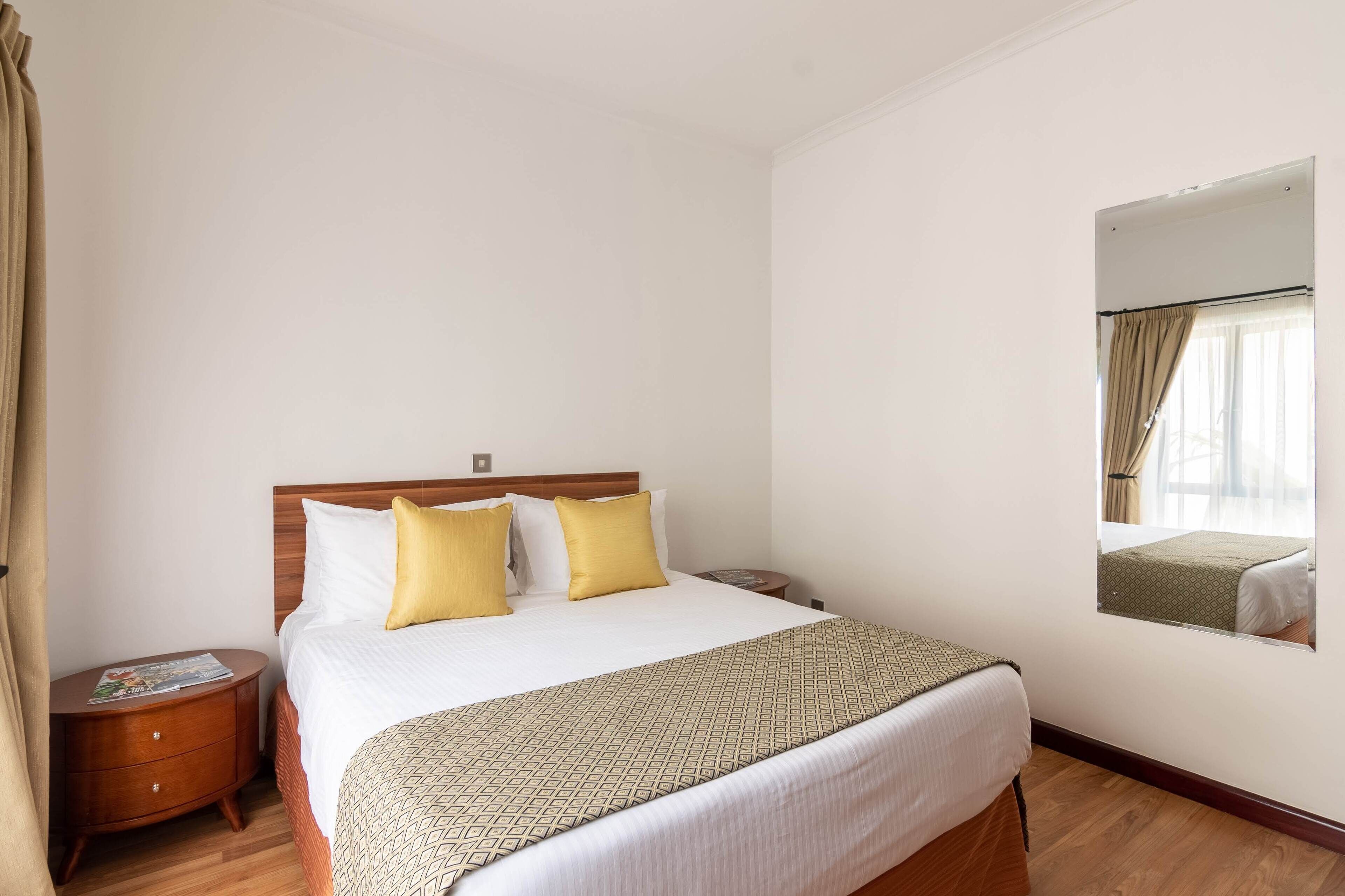 Cysuites Apartment Hotel 4*