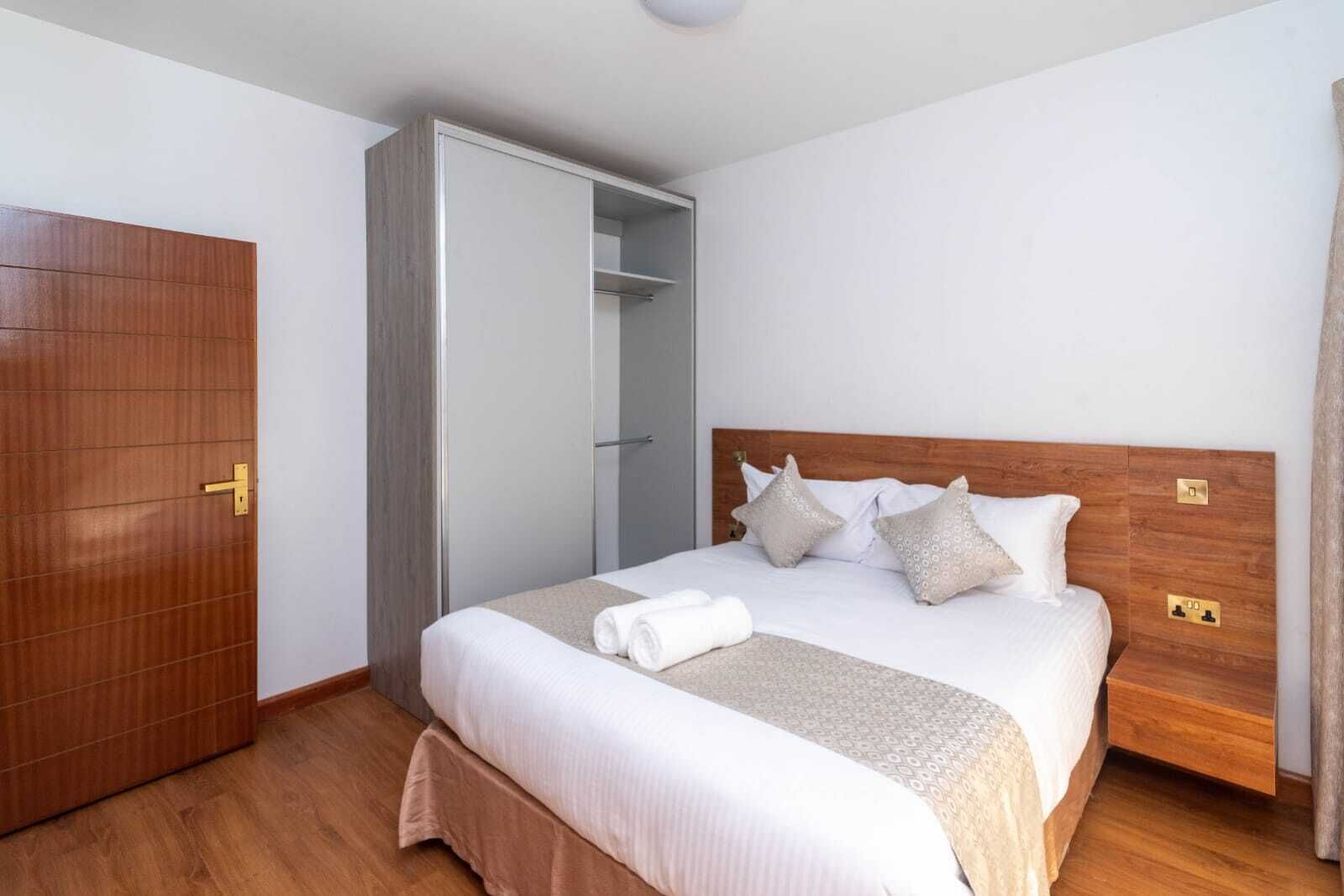 Cysuites Apartment Hotel 4*