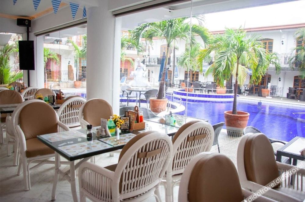 Clarkton Hotel Apartment 4*