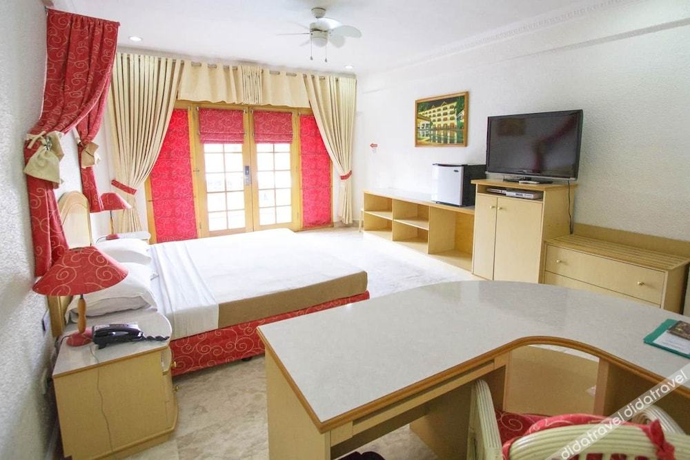 Clarkton Hotel Apartment 4*