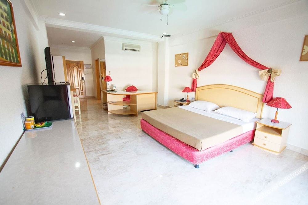 Clarkton Hotel Apartment 4*