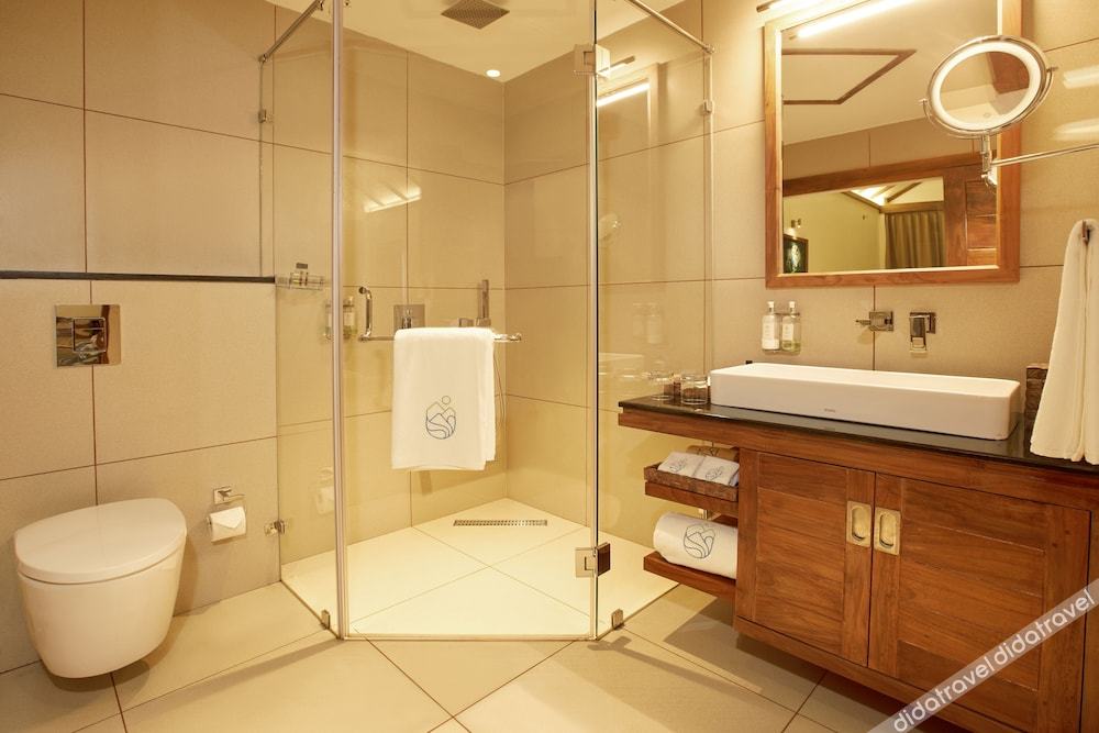 Mountain Shadows Resort Wayanad 5*