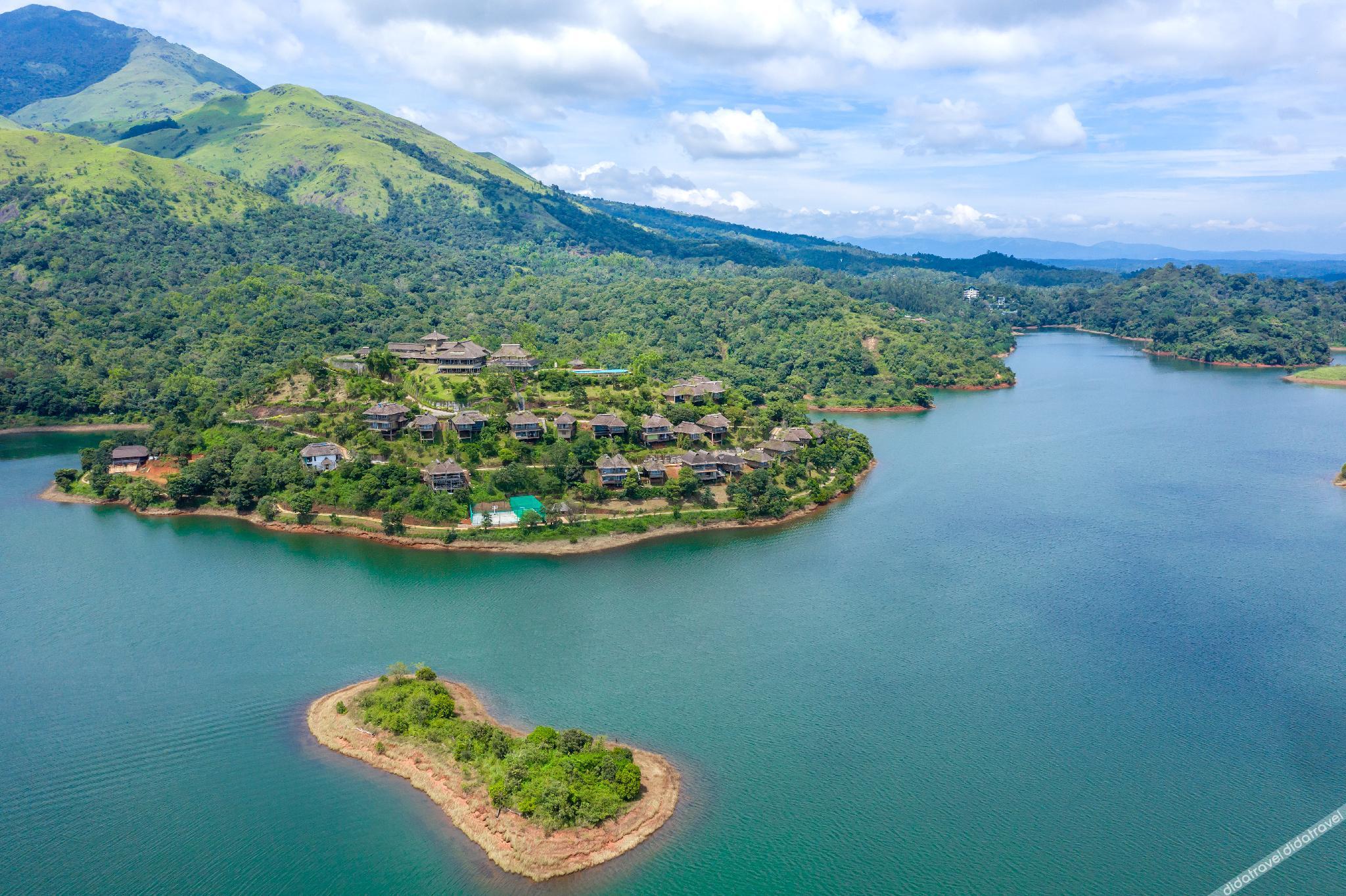 Mountain Shadows Resort Wayanad 5*