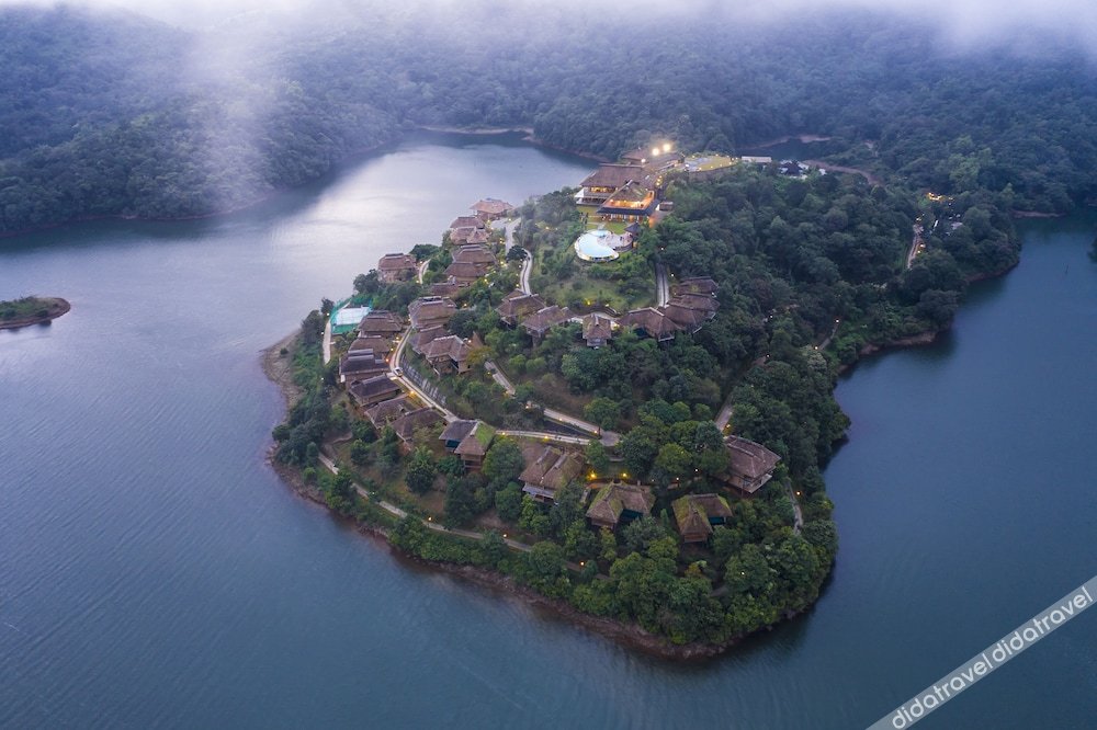 Mountain Shadows Resort Wayanad 5*